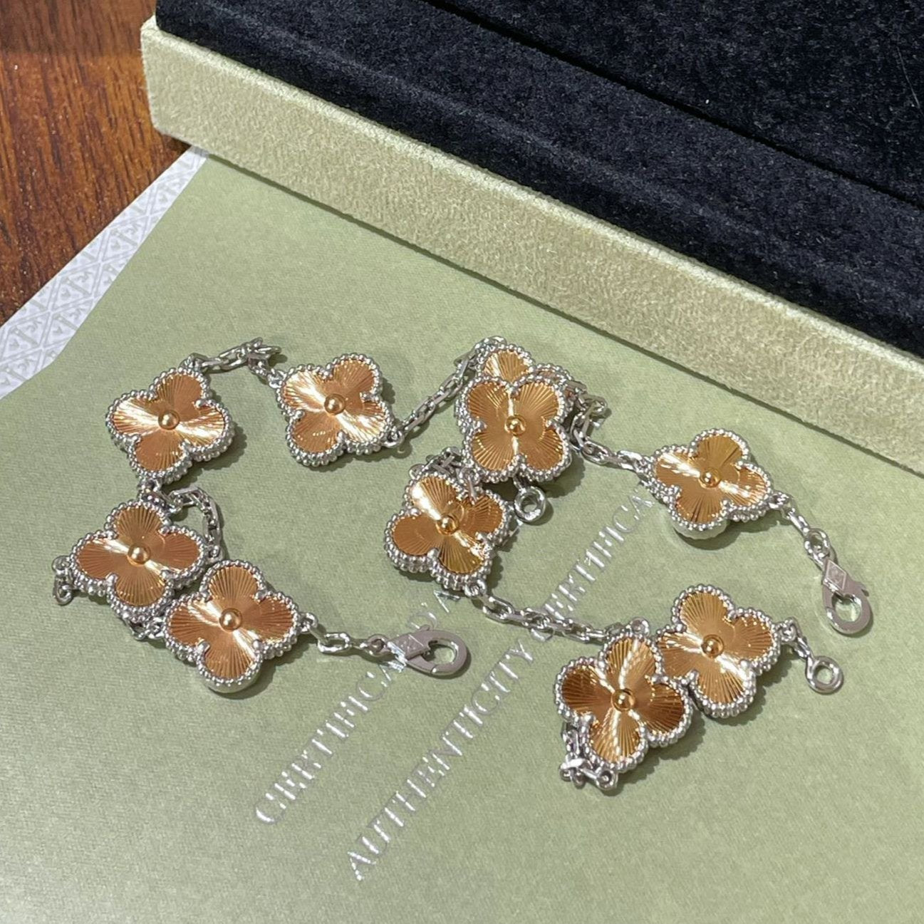 CLOVER 5 MOTIF PINK GOLD SILVER BRACELET