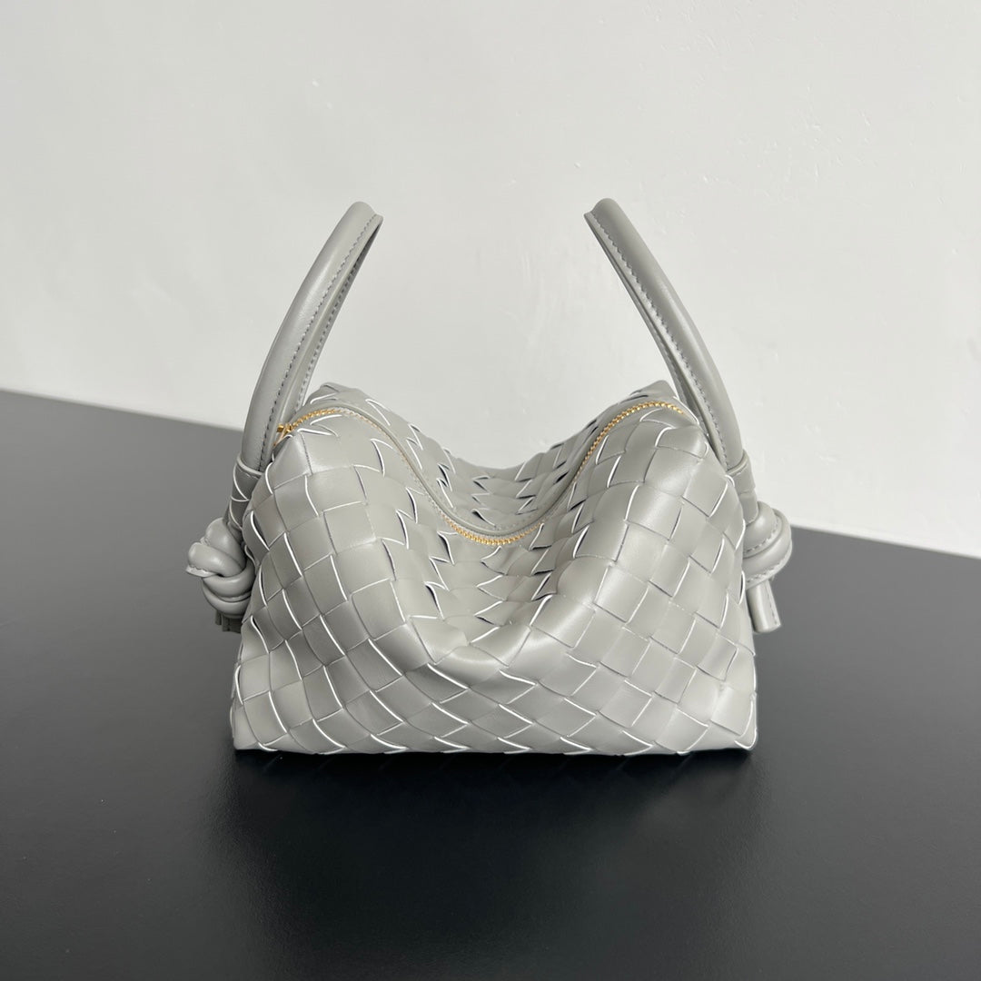 BV Loop Top Handle 19cm Grey Lambskin