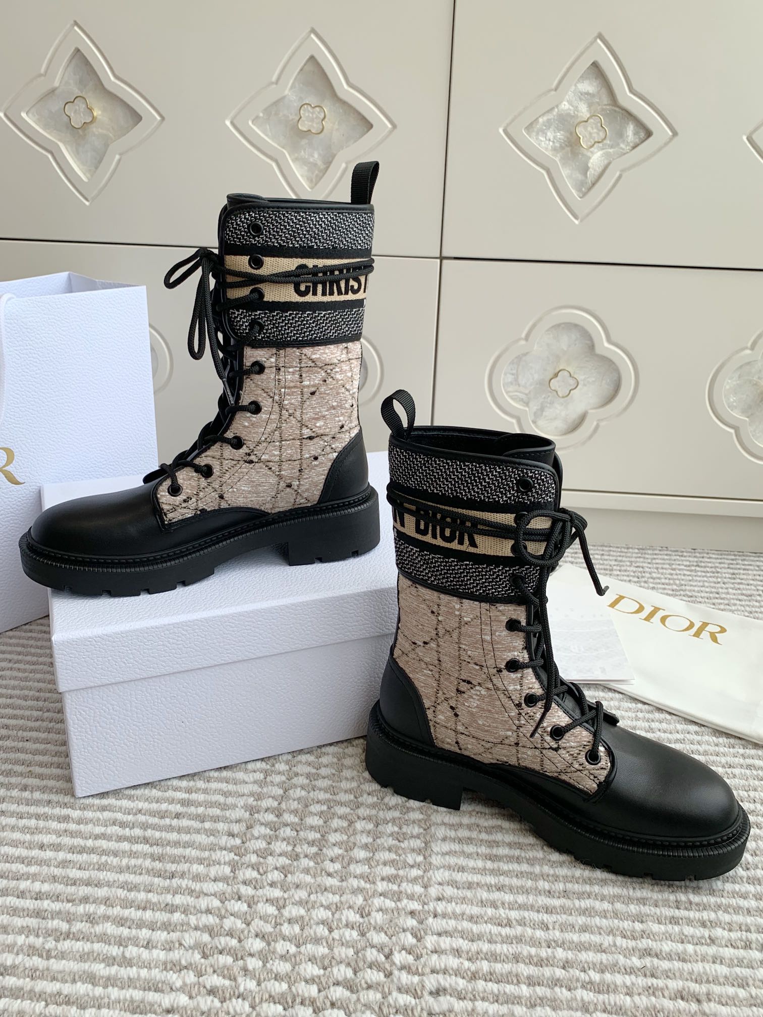 CD D-Major Ankle Boot In Dark Beige Mix Black Canvas And Cowhide 105071