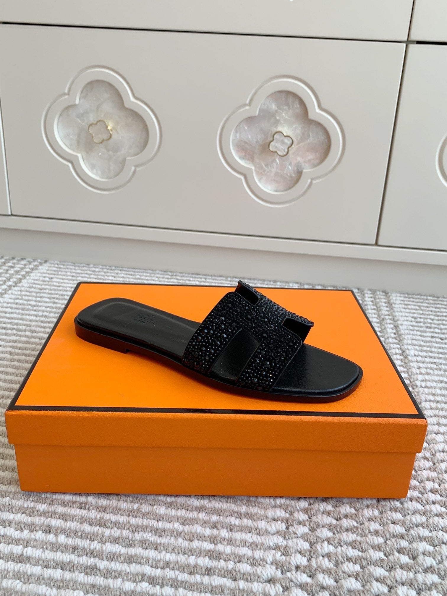 HM Oran Rhinestone Sandals Black Suede Goatskin 291391