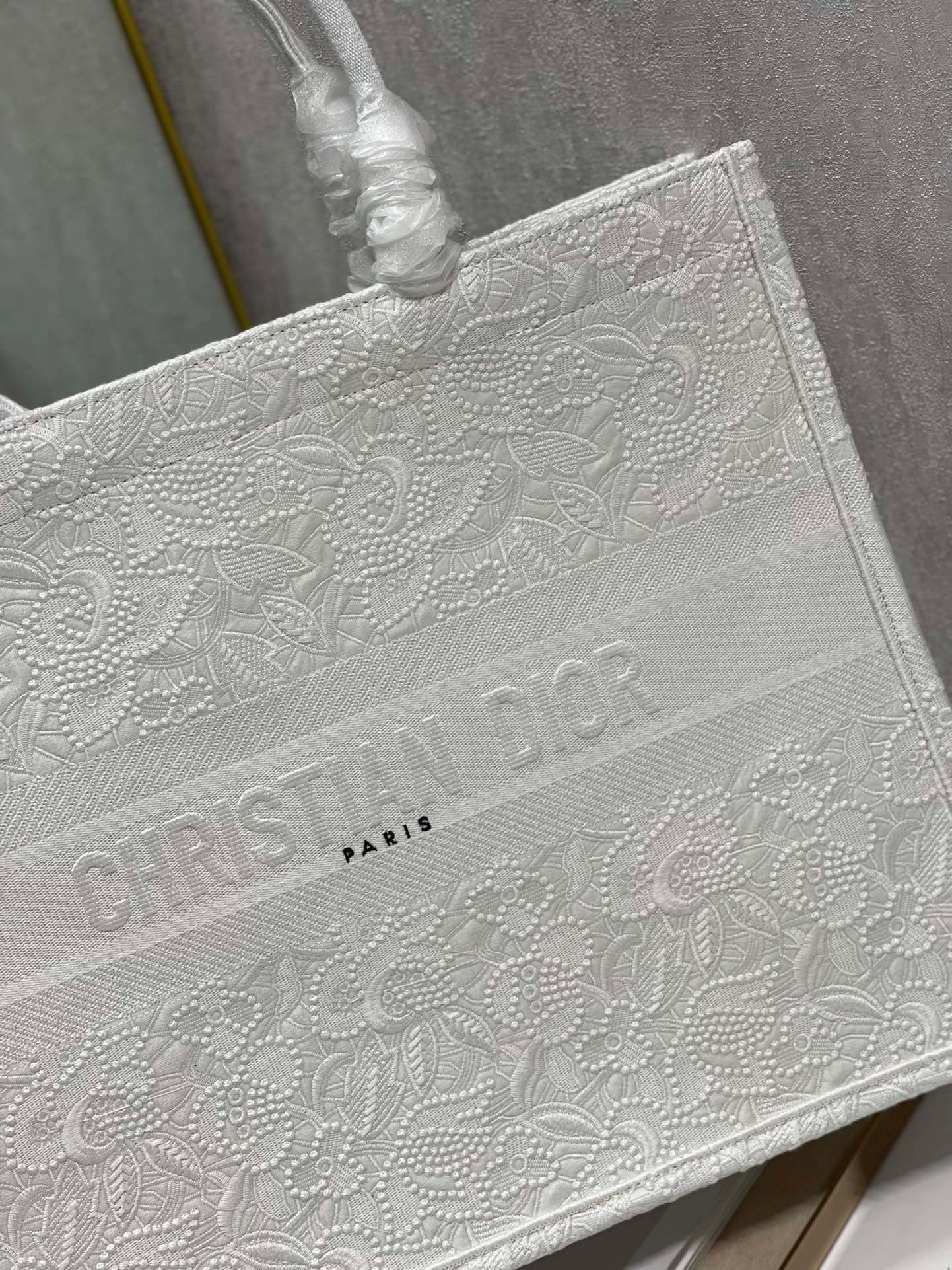 CD Lace White Book Tote 42cm Bag Canvas 336570