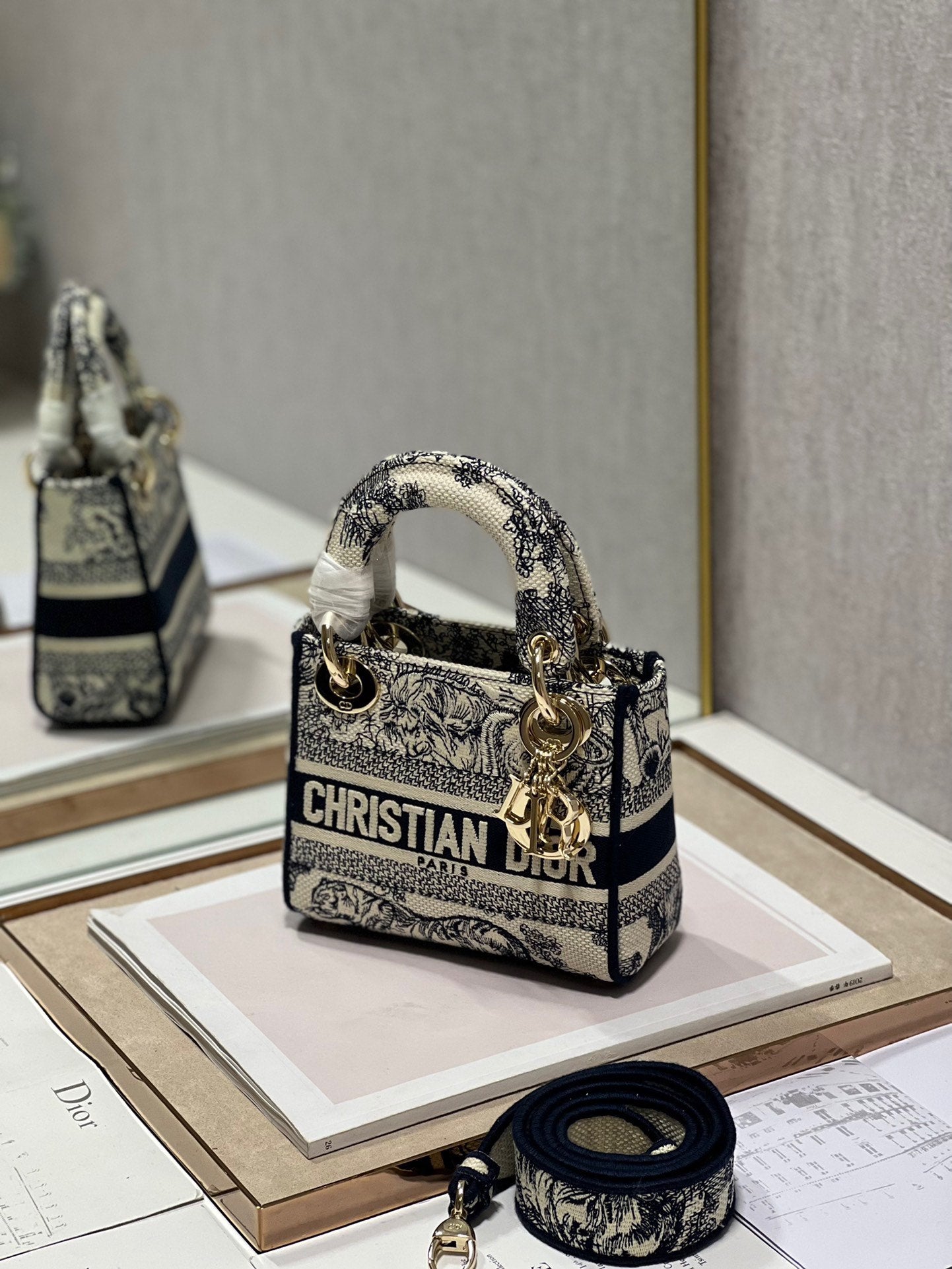 CD Old Blue Tiger 17 Lady Dior Bag Canvas 336742