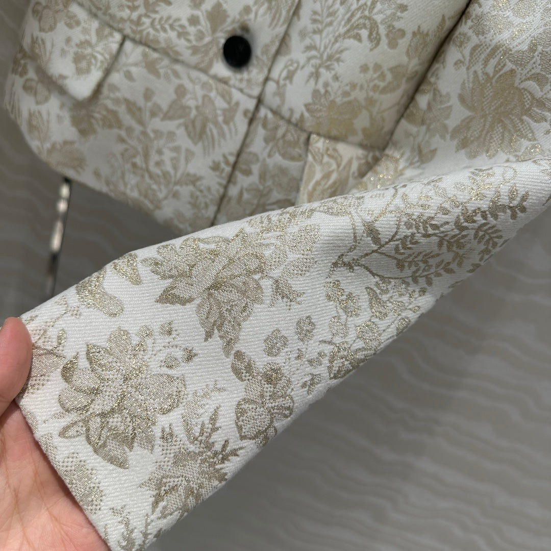 CD 25 Stand-up Collar Short Jacket Beige Actylic