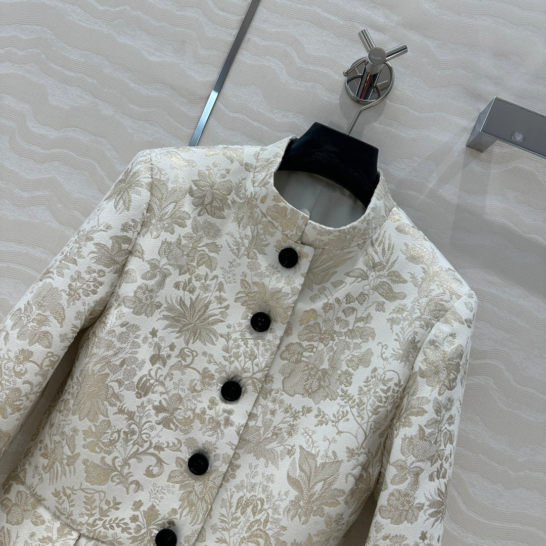 CD 25 Stand-up Collar Short Jacket Beige Actylic