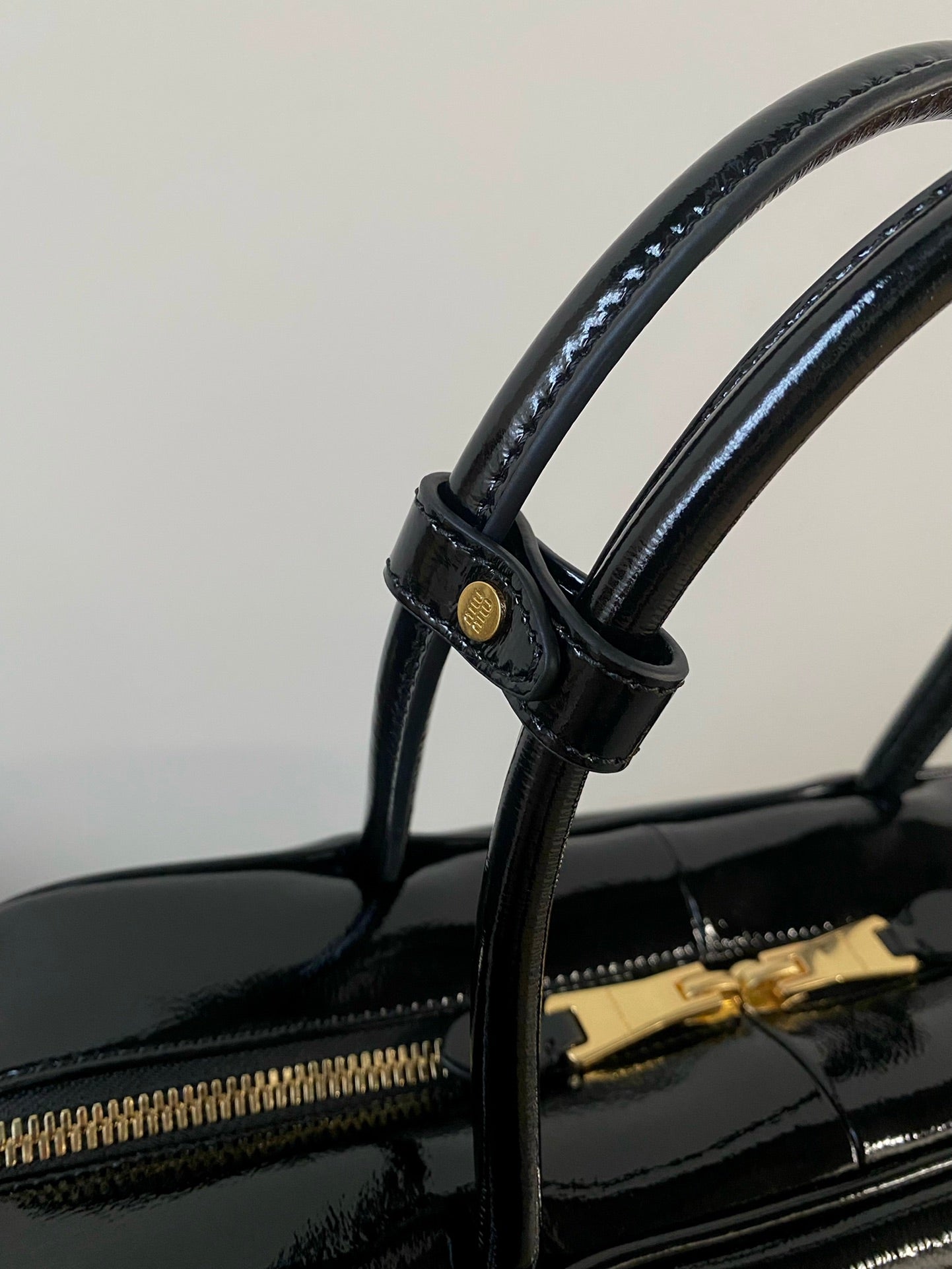 Beau Naplak 34cm Black Patent Leather