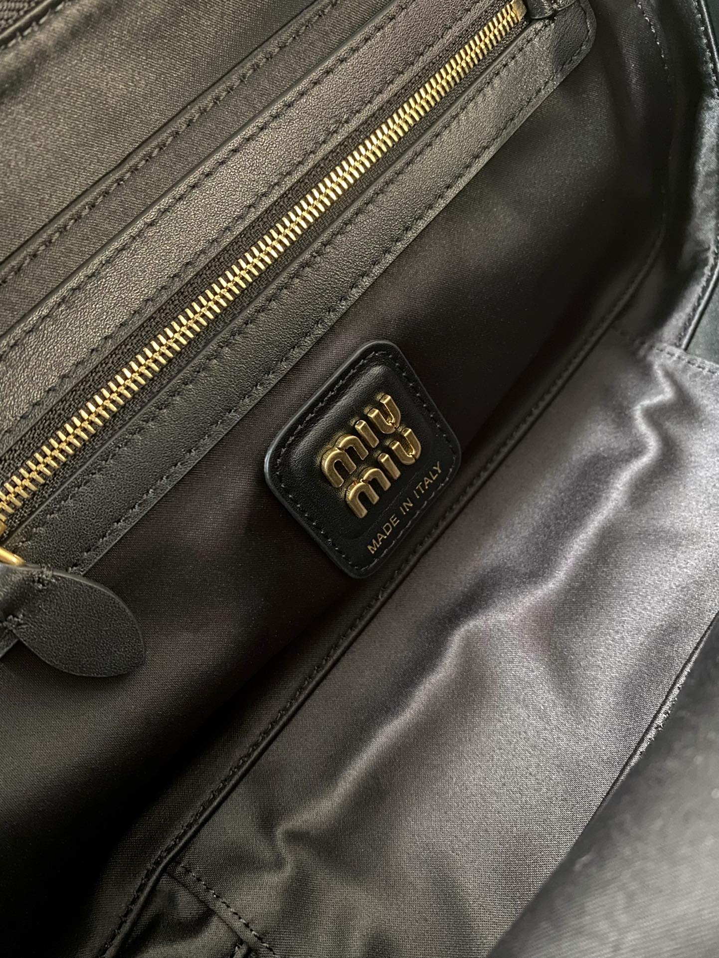 Beau Naplak 27cm Black Patent Leather