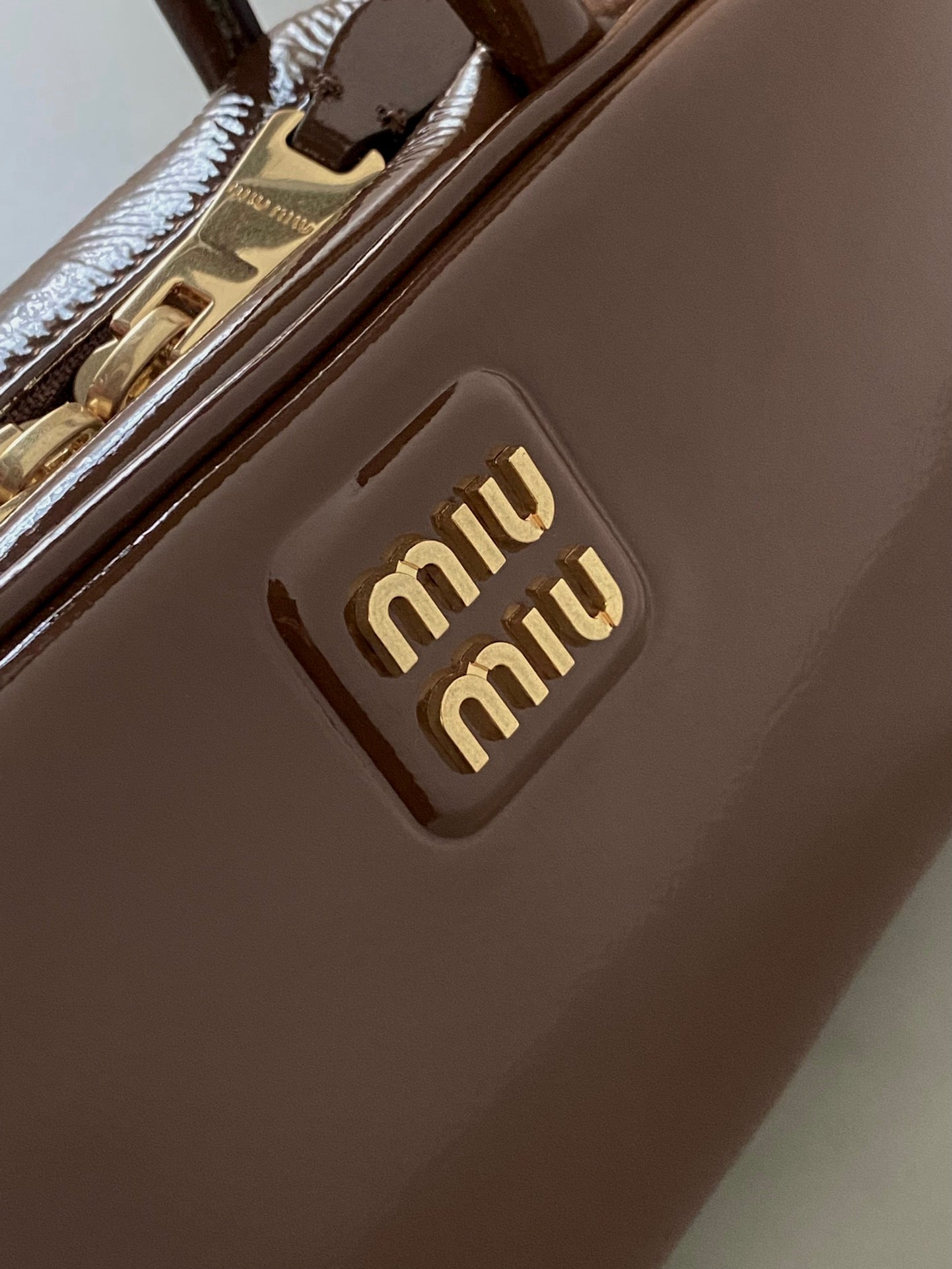 Beau Naplak 27cm Brown Patent Leather