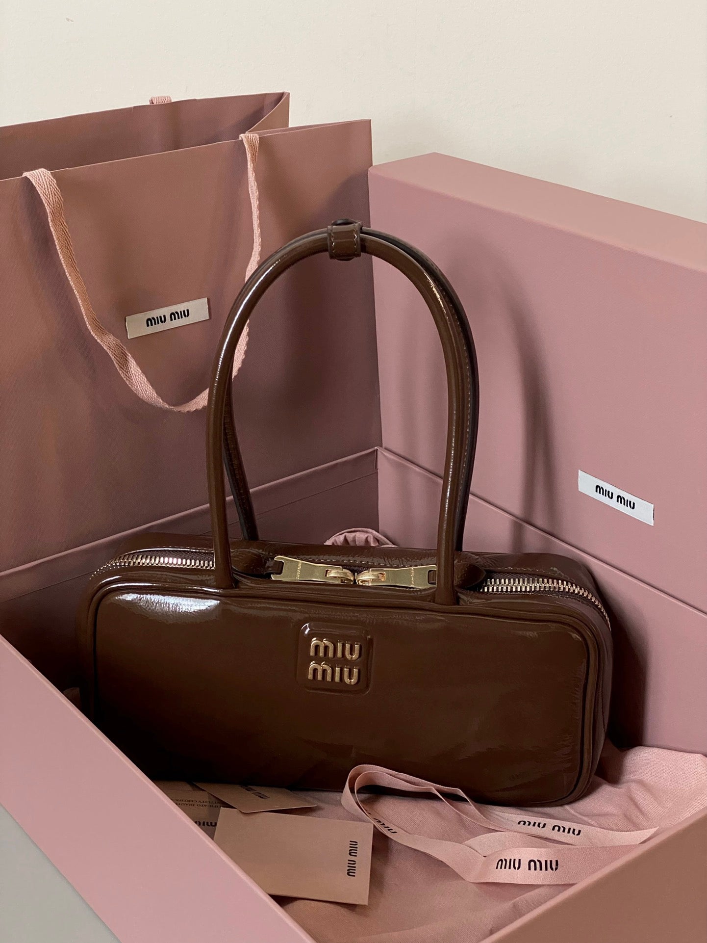 Beau Naplak 27cm Brown Patent Leather