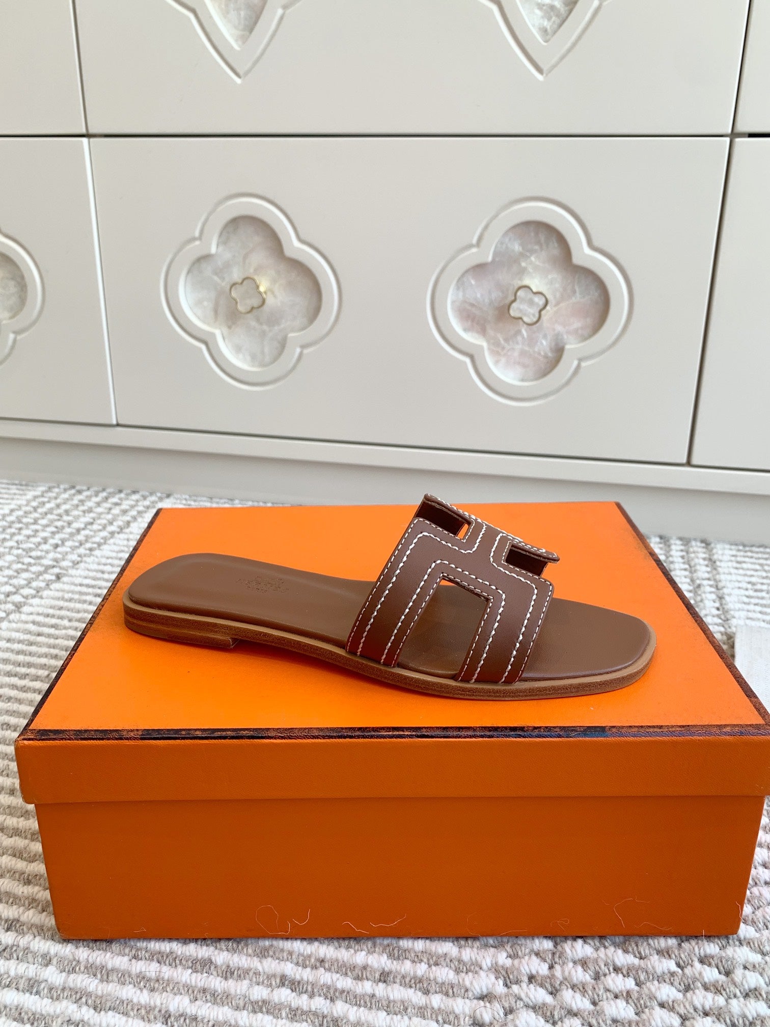 HM Oran Sandal Brown Sheepskin 291396