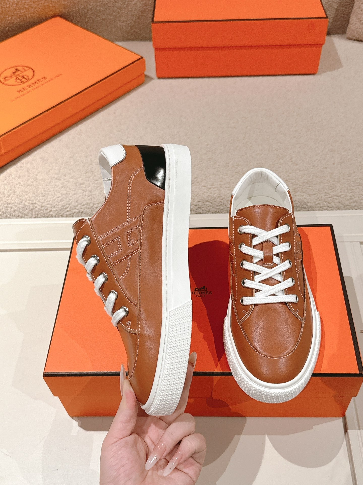 HM 25ss Sneakers Brown Cowhide 577535