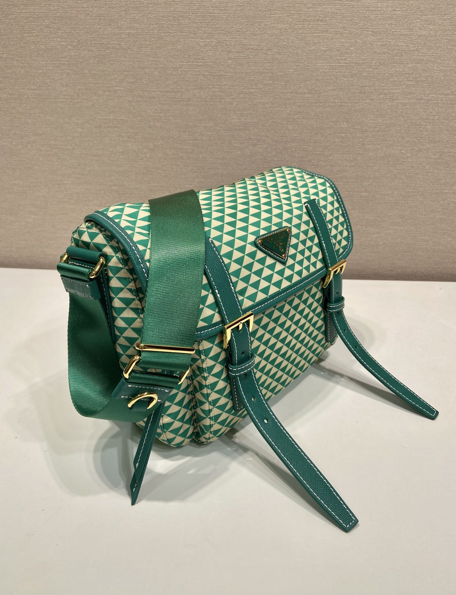 MESSENGER BAG 25 IN FOREST GREEN MIX CREAM TRIANGLE PATTERN EMBROIDERED FABRIC