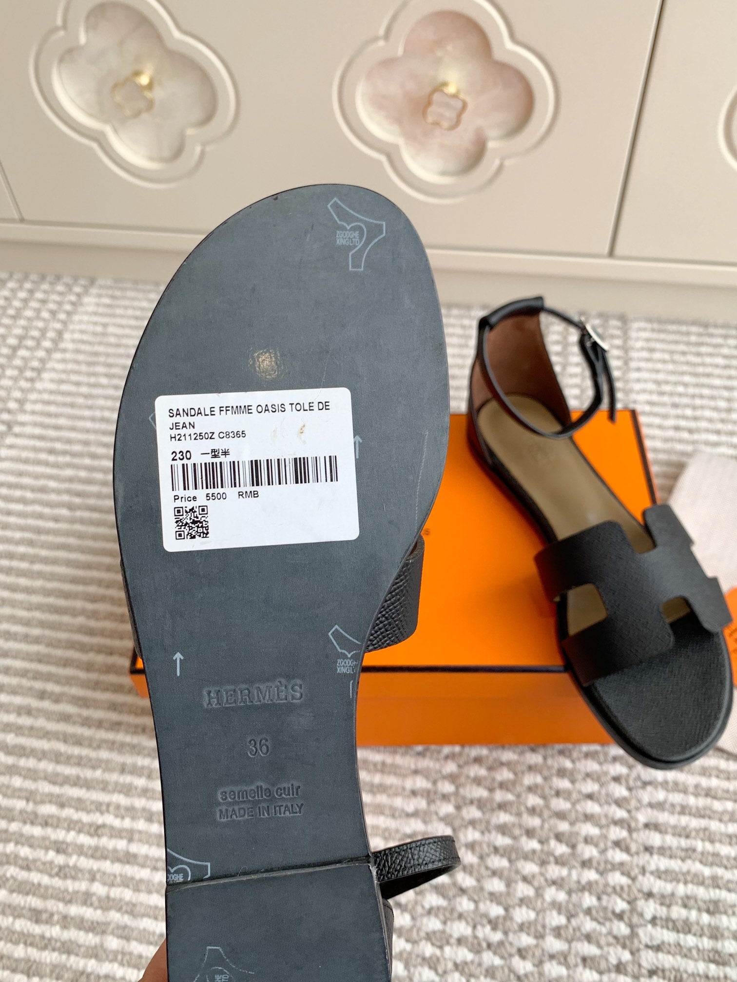 HM Santorini Sandal Black Cowhide 291381