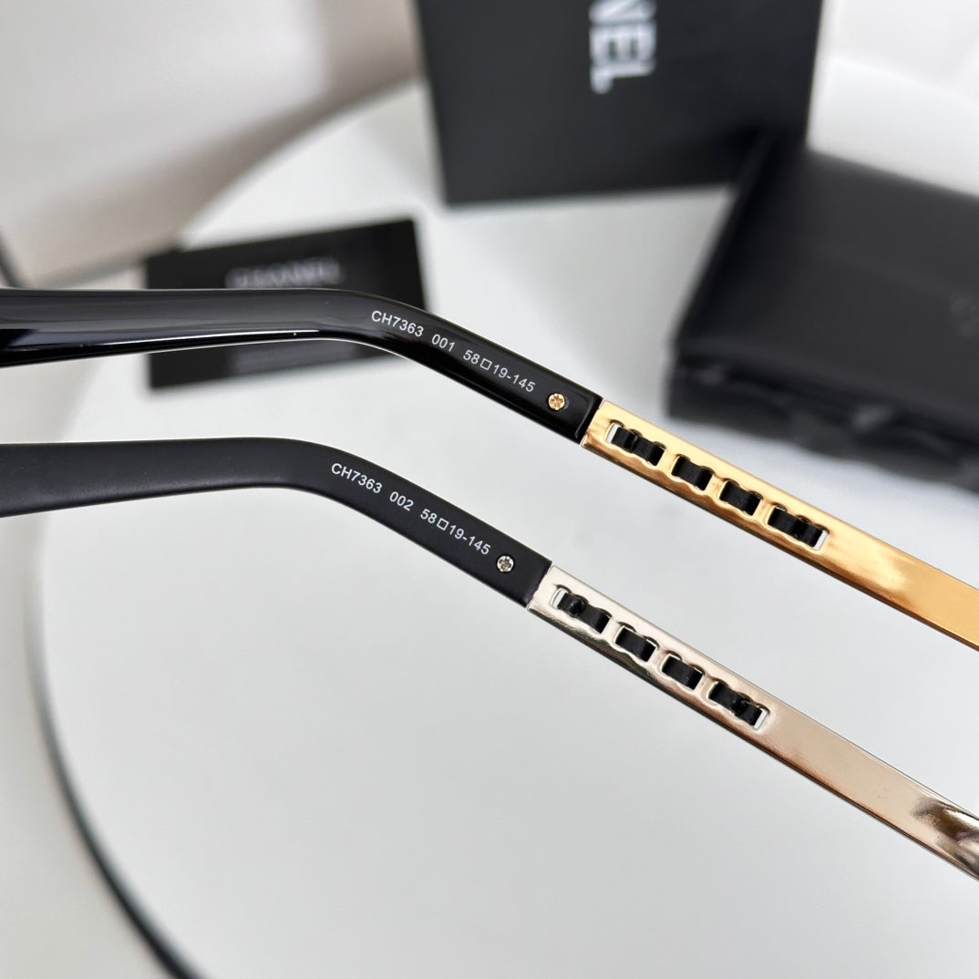 Chanel Sunglasses 558473