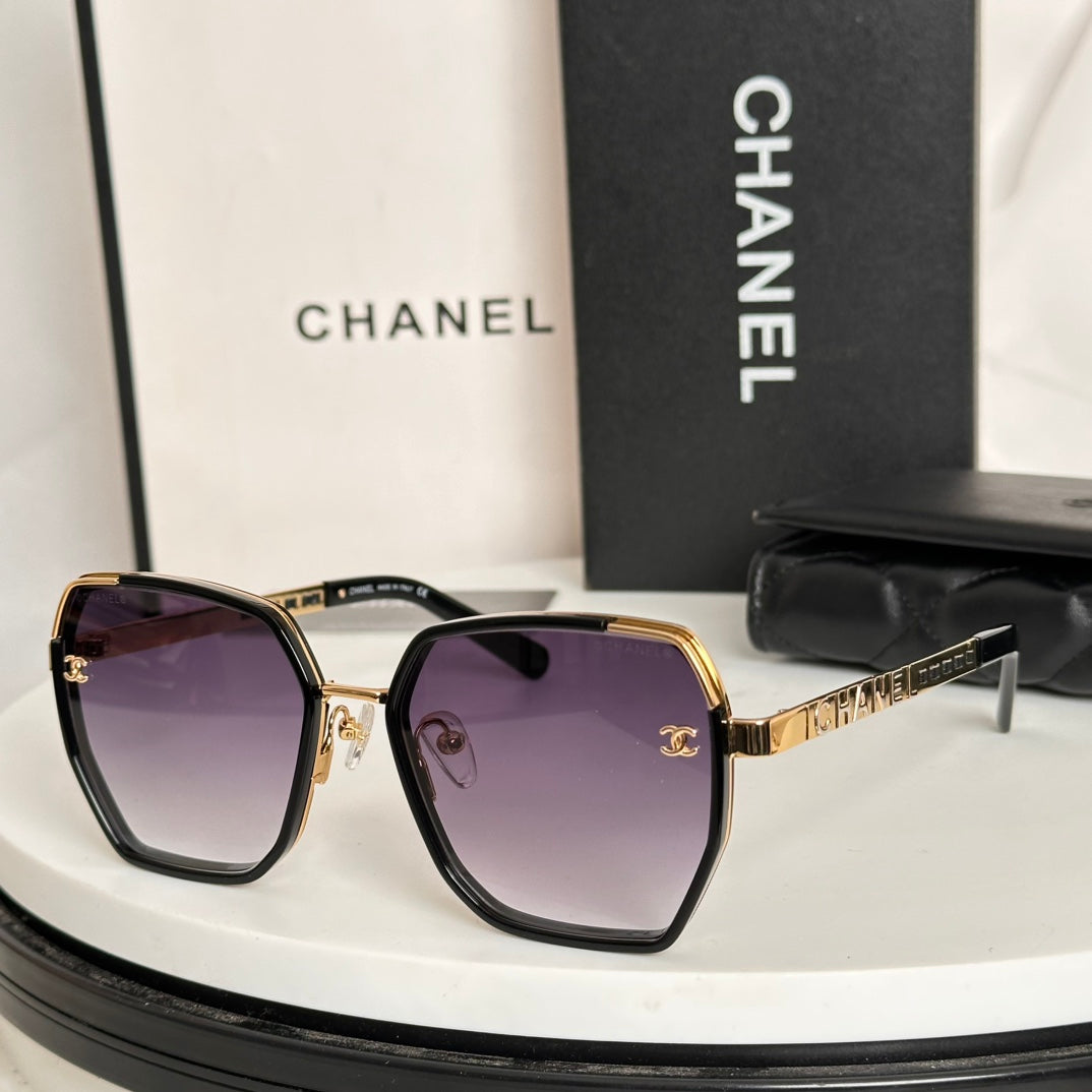 Chanel Sunglasses 558473