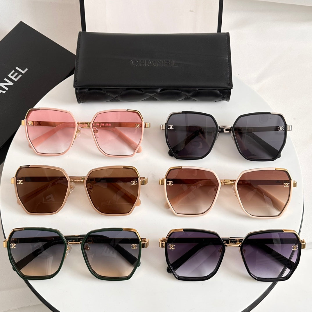 Chanel Sunglasses 558473