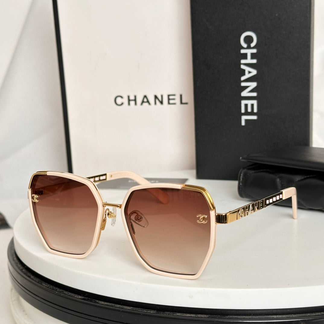 Chanel Sunglasses 558473