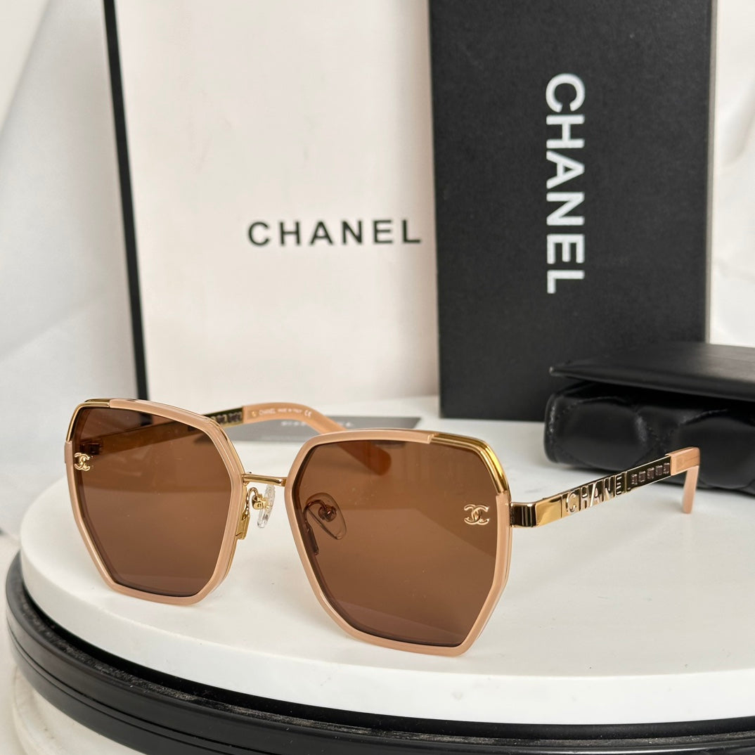 Chanel Sunglasses 558473