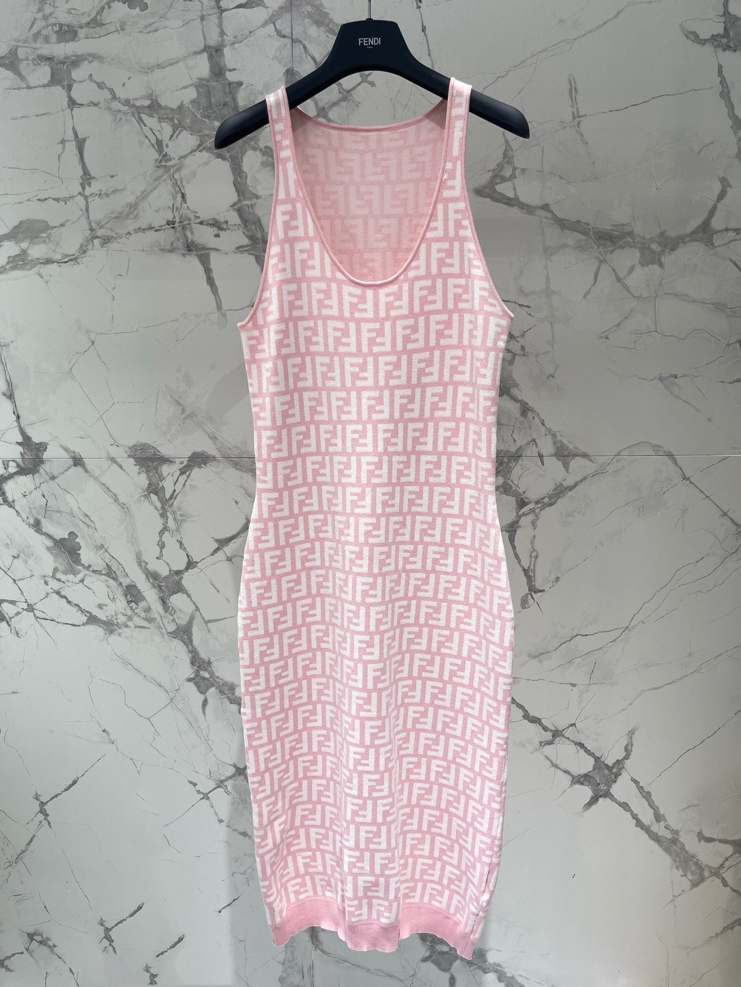 Fendi Sleeveless Dress Pink Wool