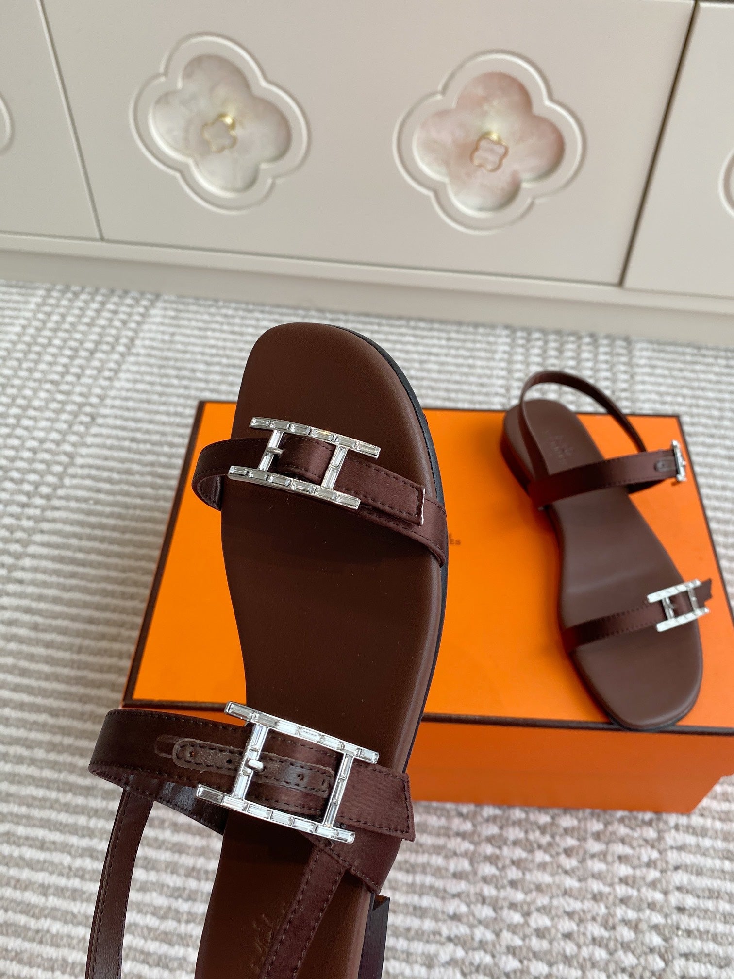 HM Cristal Sandals Brown Calfskin 291445