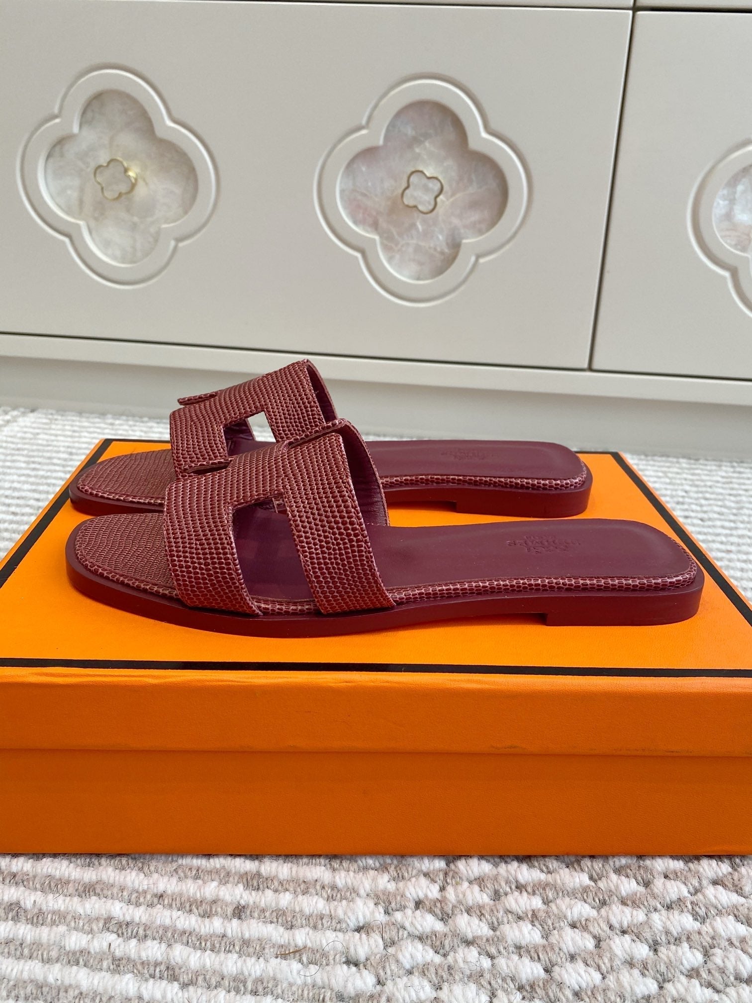 HM Oran Sandal Red Burgundy Sheepskin 291399