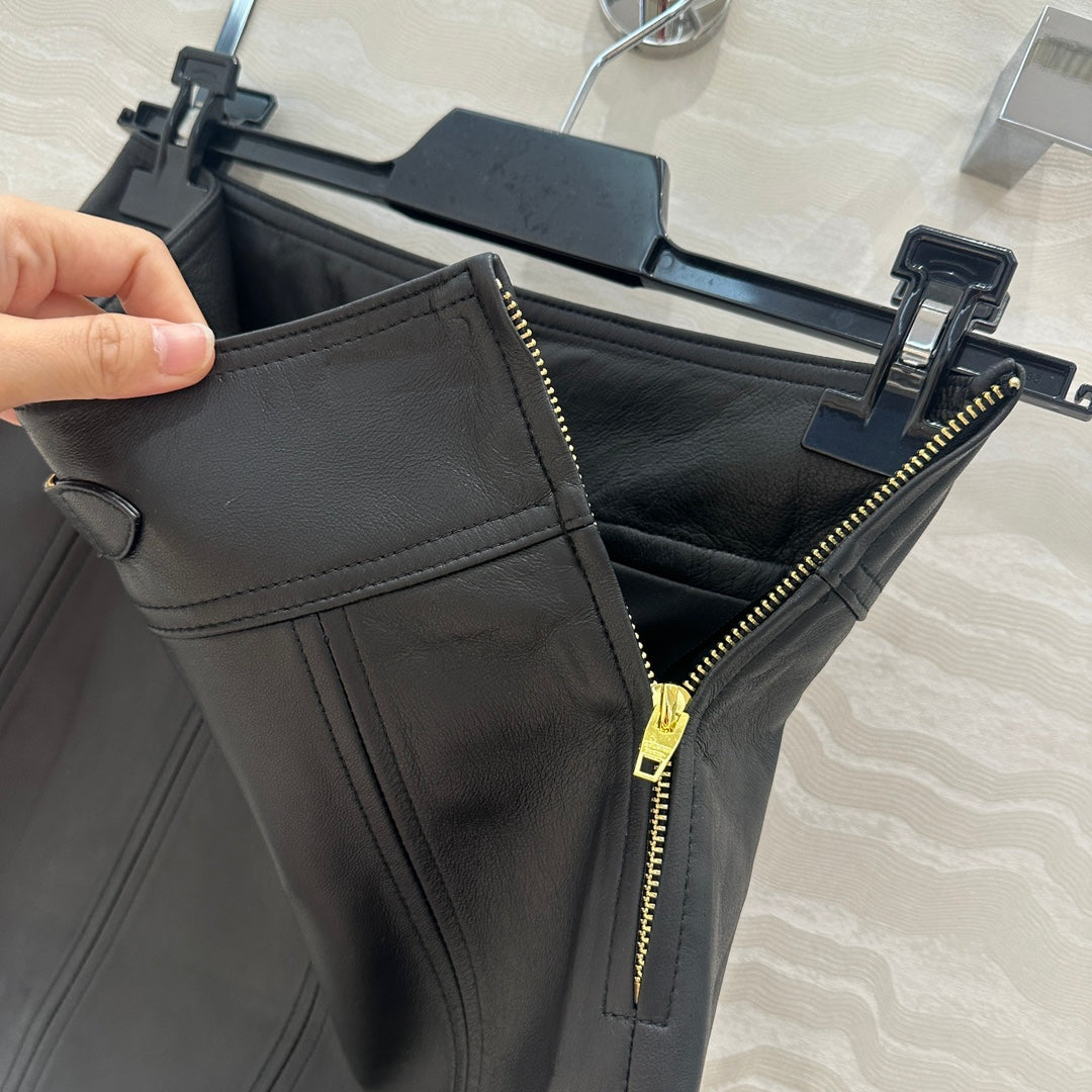 Celine Arc de Triomphe Metal Buckle skirt Black Lambskin