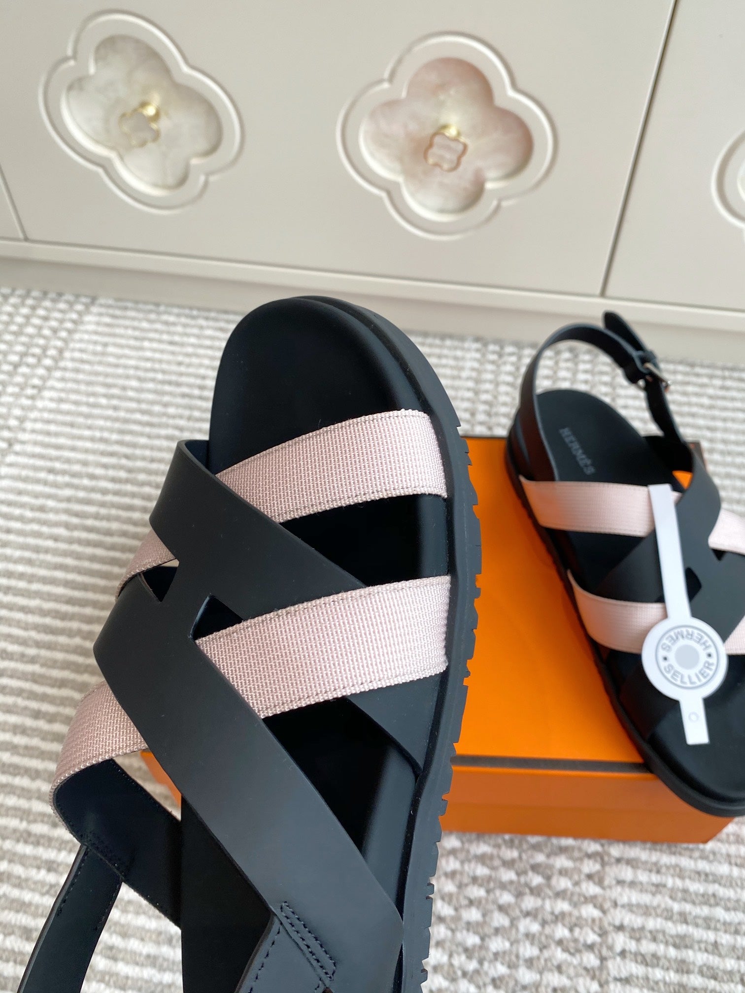 HM Heracles Sandals Black Pink Calfskin 291449