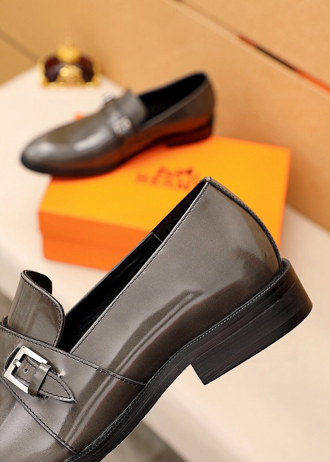 HM Men's  Loafer Metallic Gray Patent Leather 637348