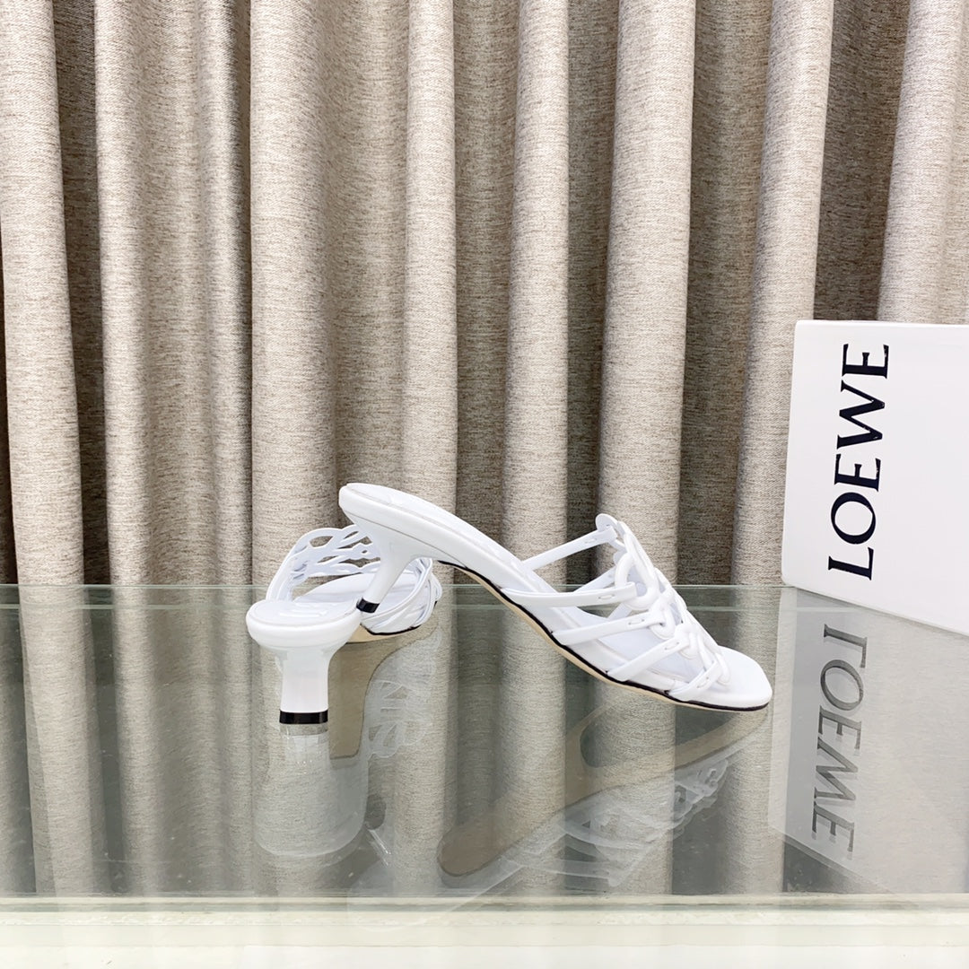 Loewe 25 Petal Anagram Slide 45mm White Sheepskin