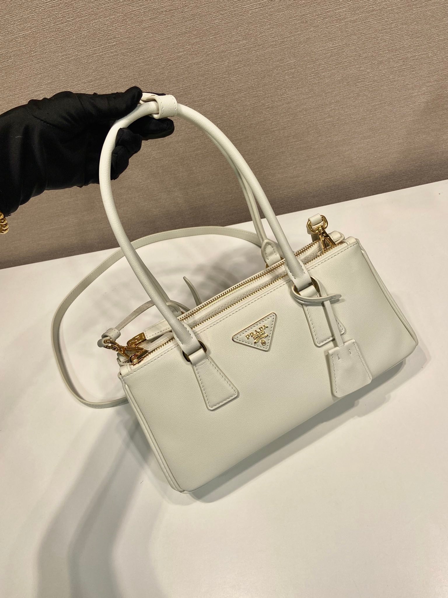 PRA New killer bag white calfskin 340497