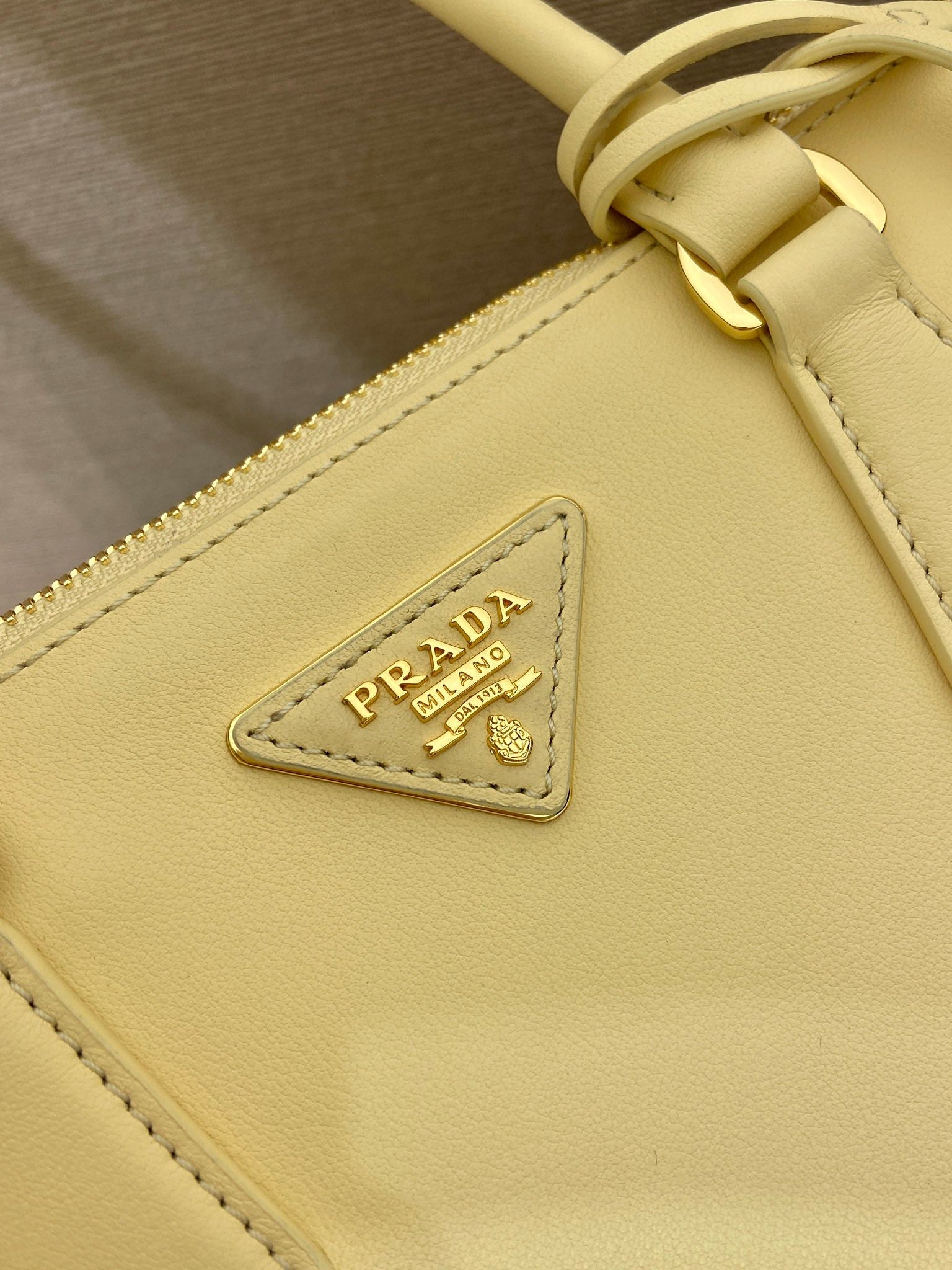 PRA New killer bag light beige calfskin 340514