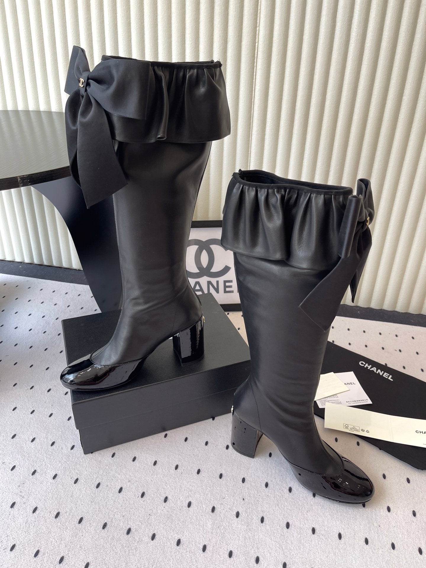 CC 25 Bow Elastic Boot Black Lambskin 514029