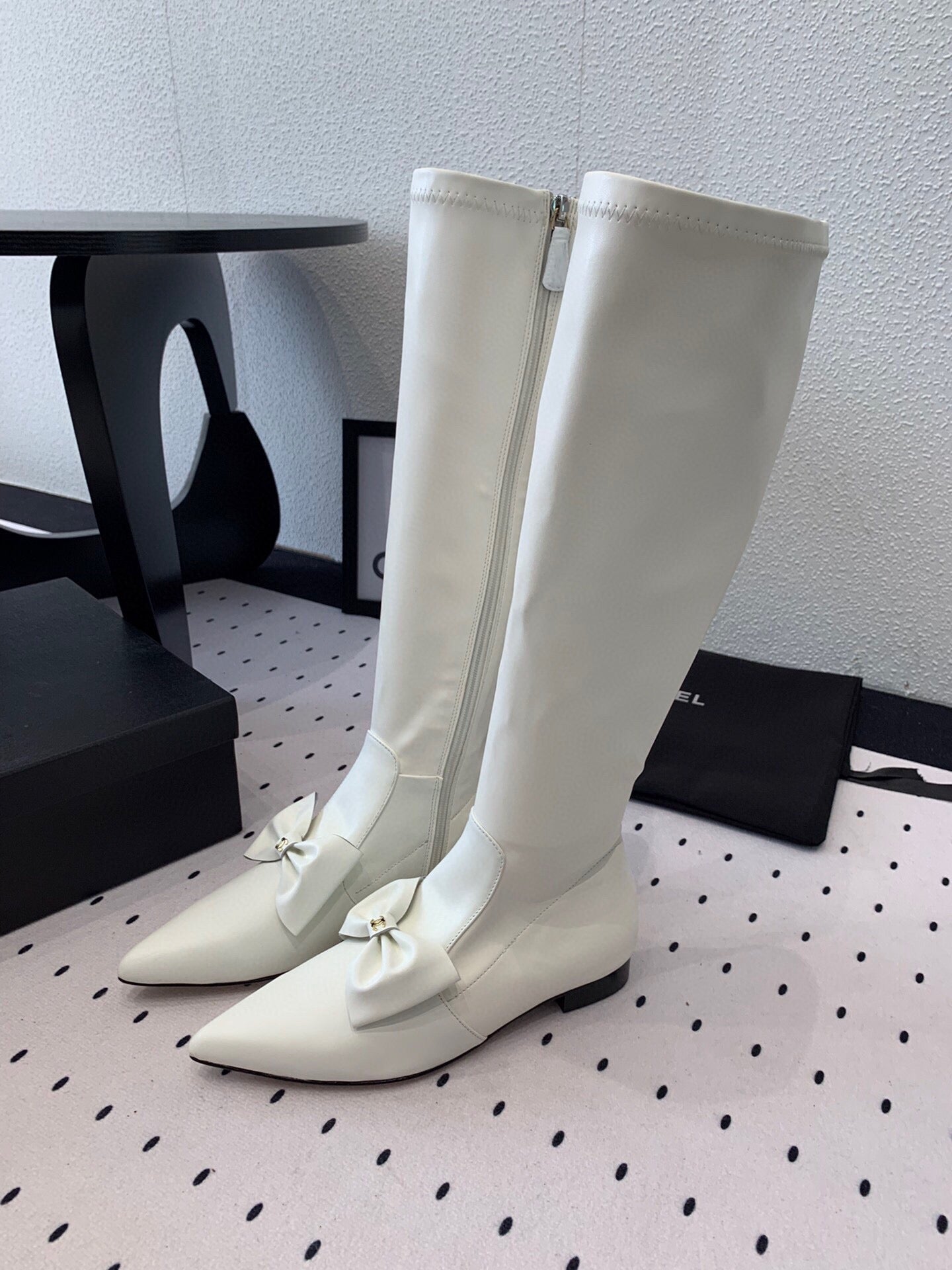 CC 25 Bow-knot Boot White Sheepskin 514068