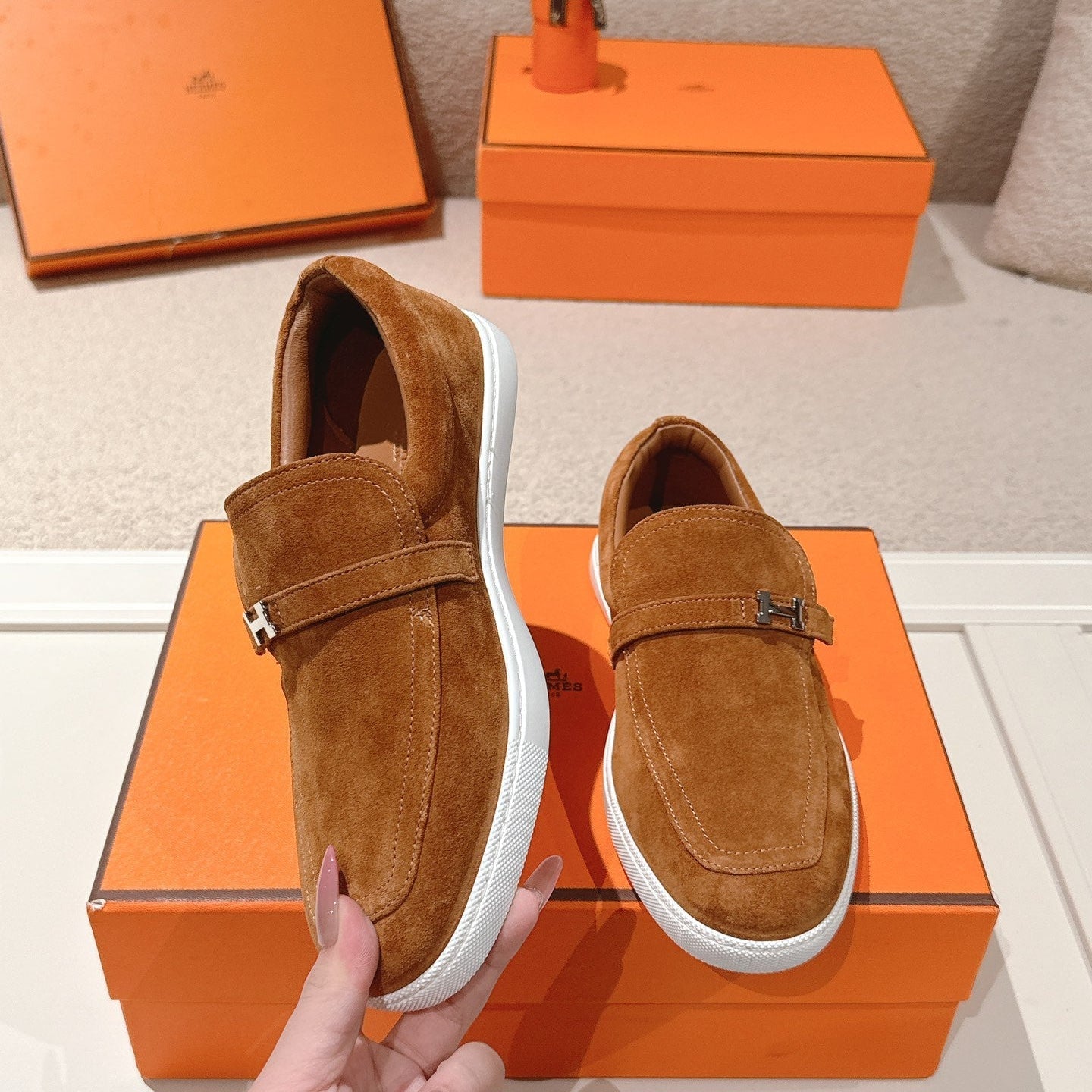 HM 25ss Loafers Camel Brown Suede 577161