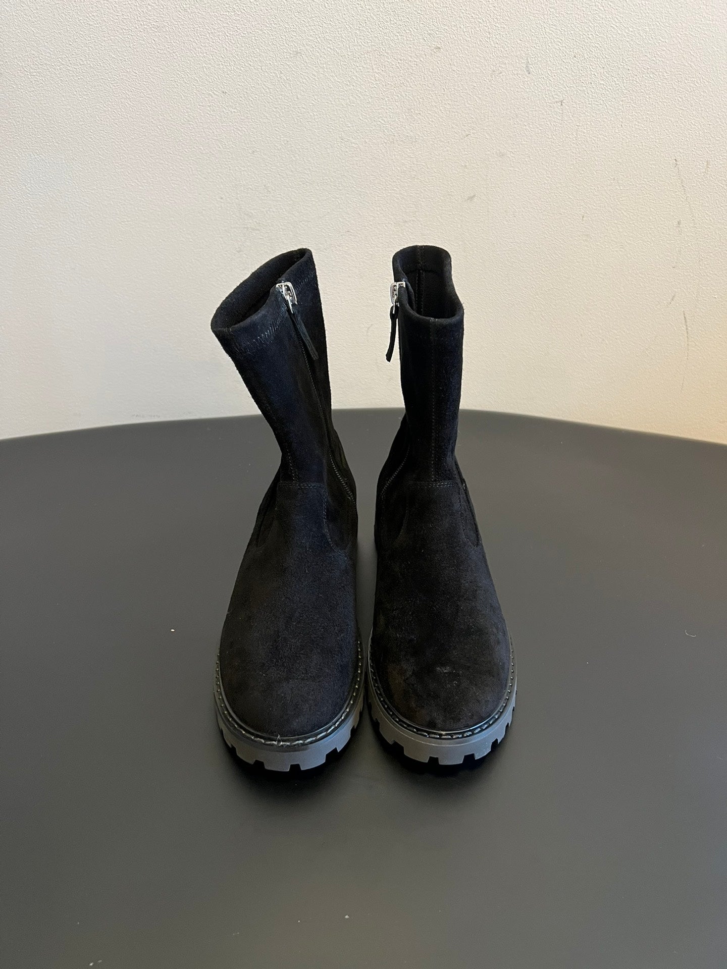 The Row 2025 Boot Black Suede 561644