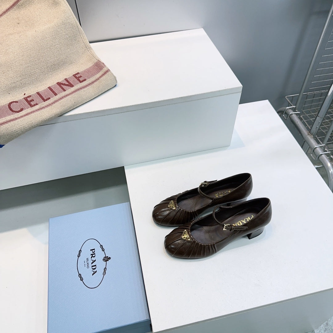 PRA 26S Mary Jane Chunky Heel Dark Chocolate Sheepskin 628705