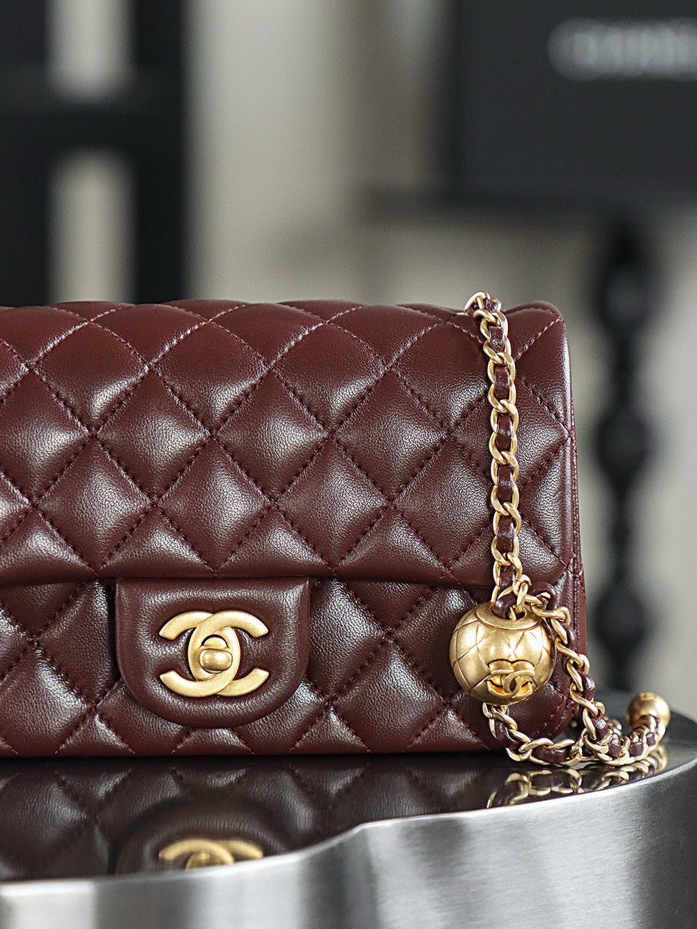 Chanel 25s Flap Bag 20cm Burgundy Lambskin Gold Hardware