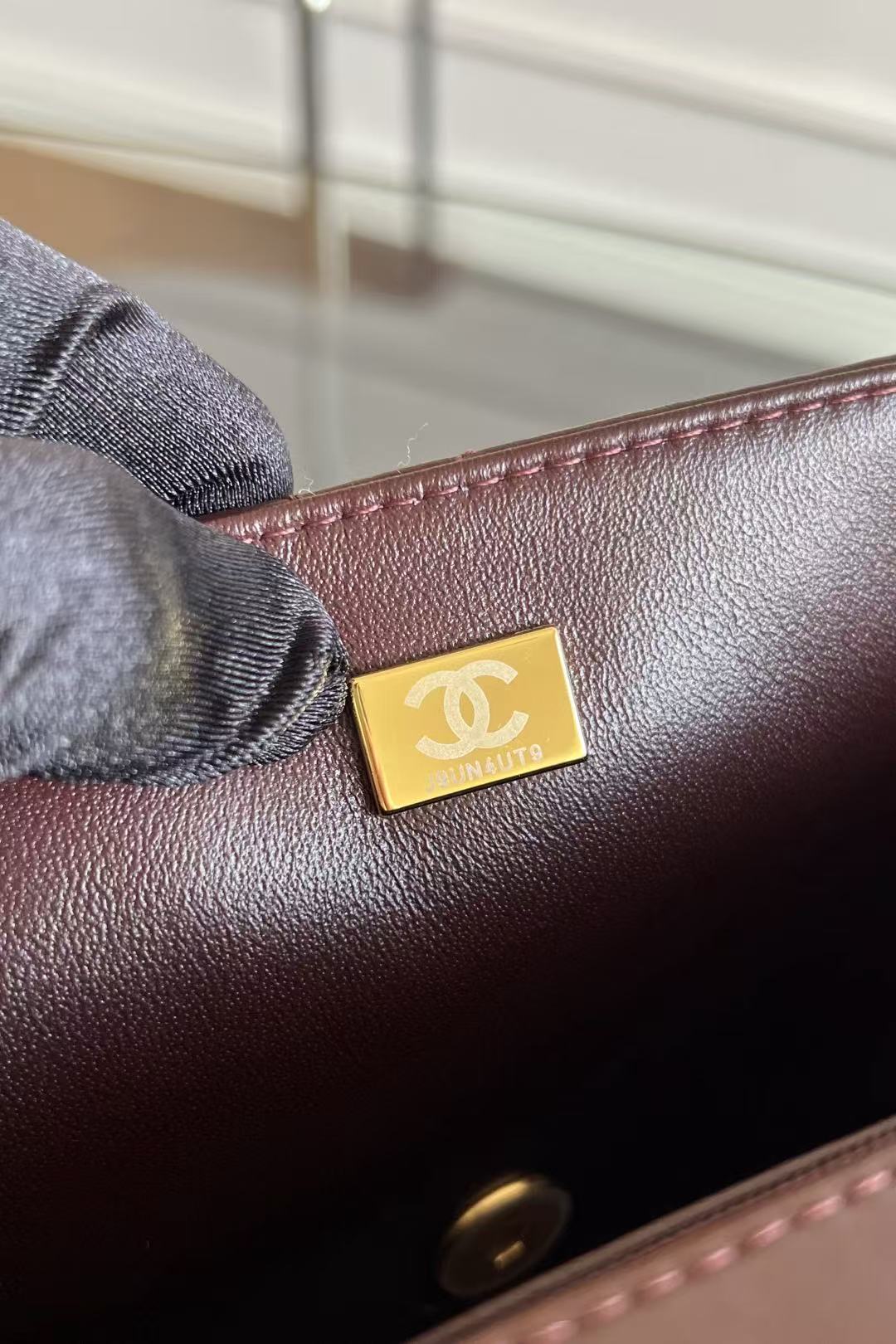 CC 2025 Flap Bag 23.5cm Beige Dark Brown Sherling Lambskin Gold Hardware