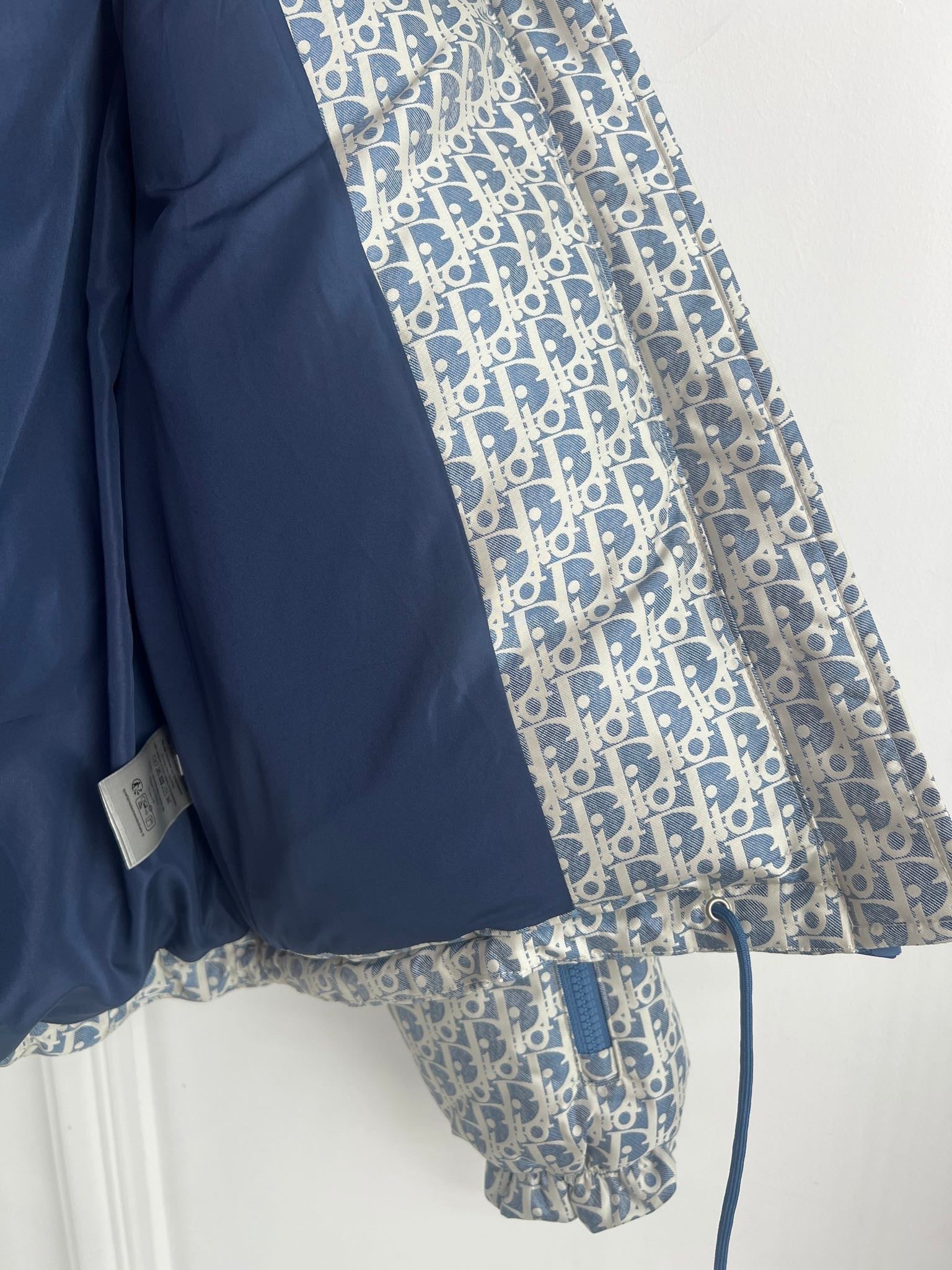 Dior 2026 Oblique Cropped Puffer Jacket Blue White Polyester Down