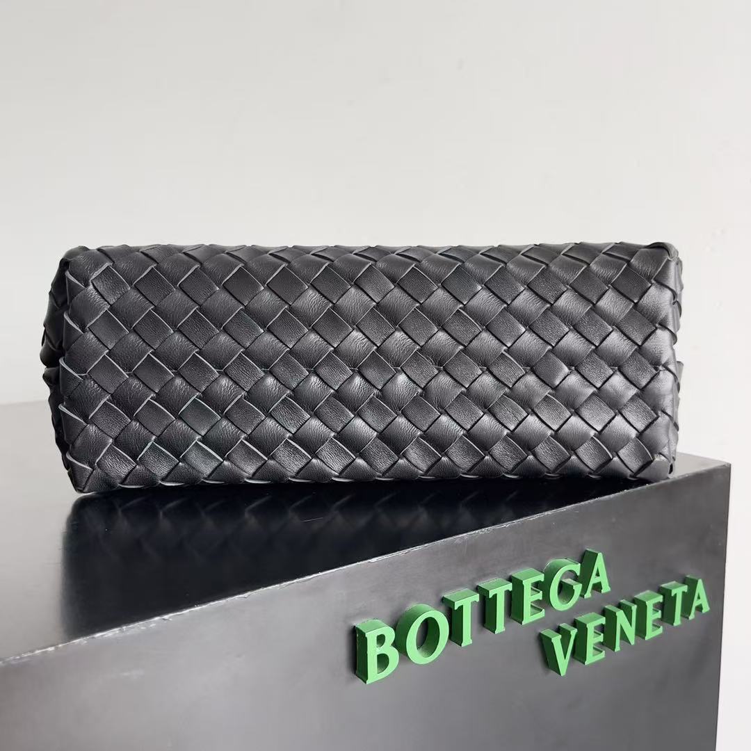 Bottega Medium Andiamo 32 Black Lambskin Silver Hardware
