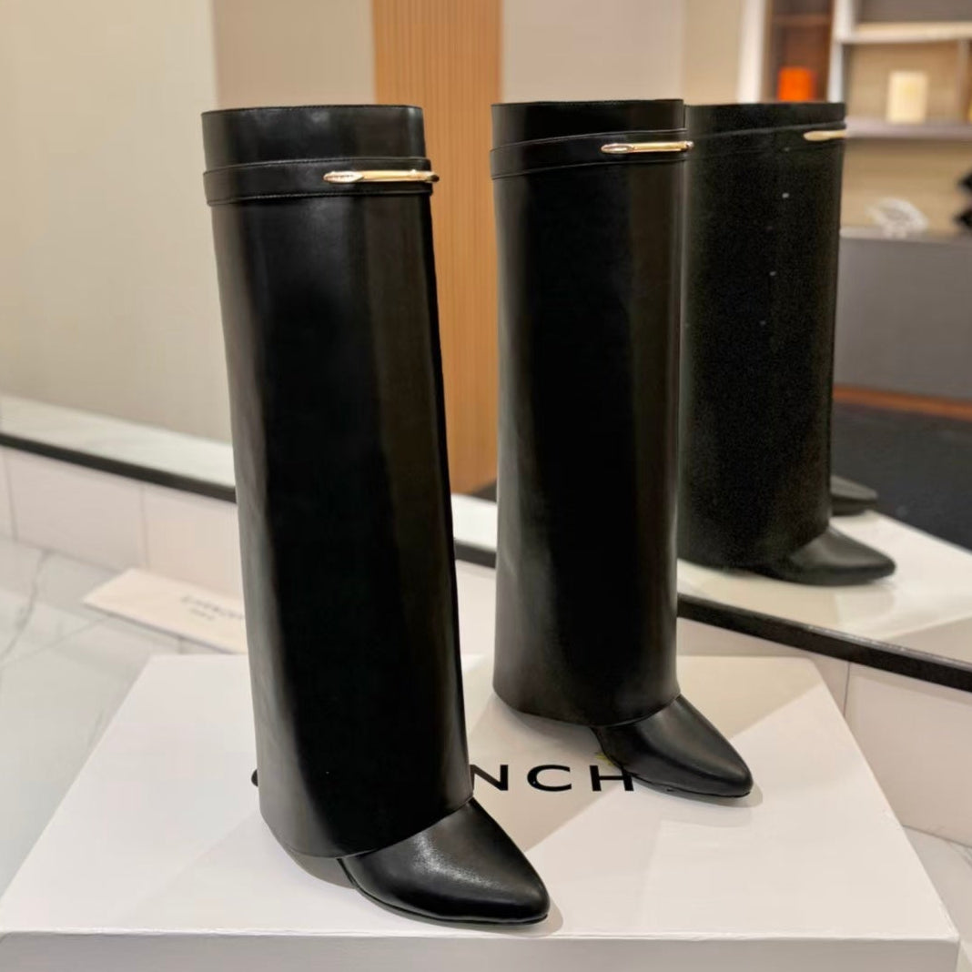 Givenchy 2026 Shark Pinch Boots Leather