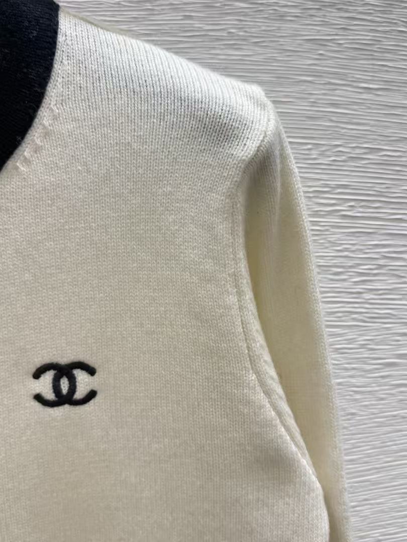 Chanel 2026 Bicolor Cardigan Wool