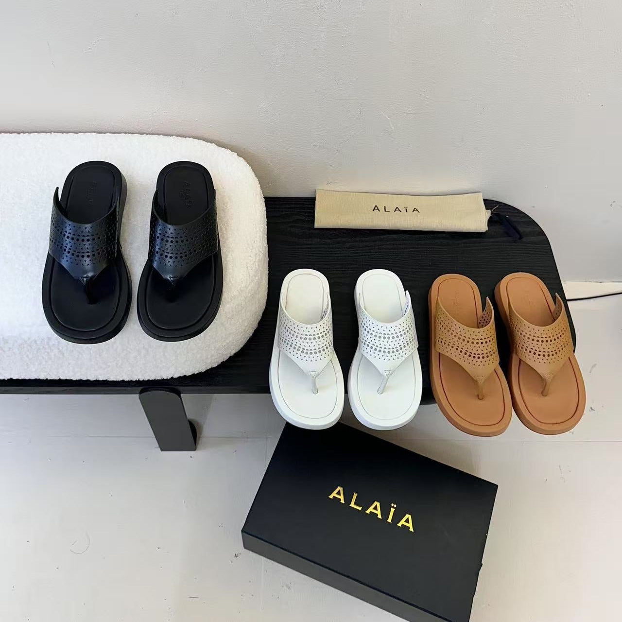 AlaÃ¯a Mid-Heel Plastron Platform Sandals Buffed Nappa Leather