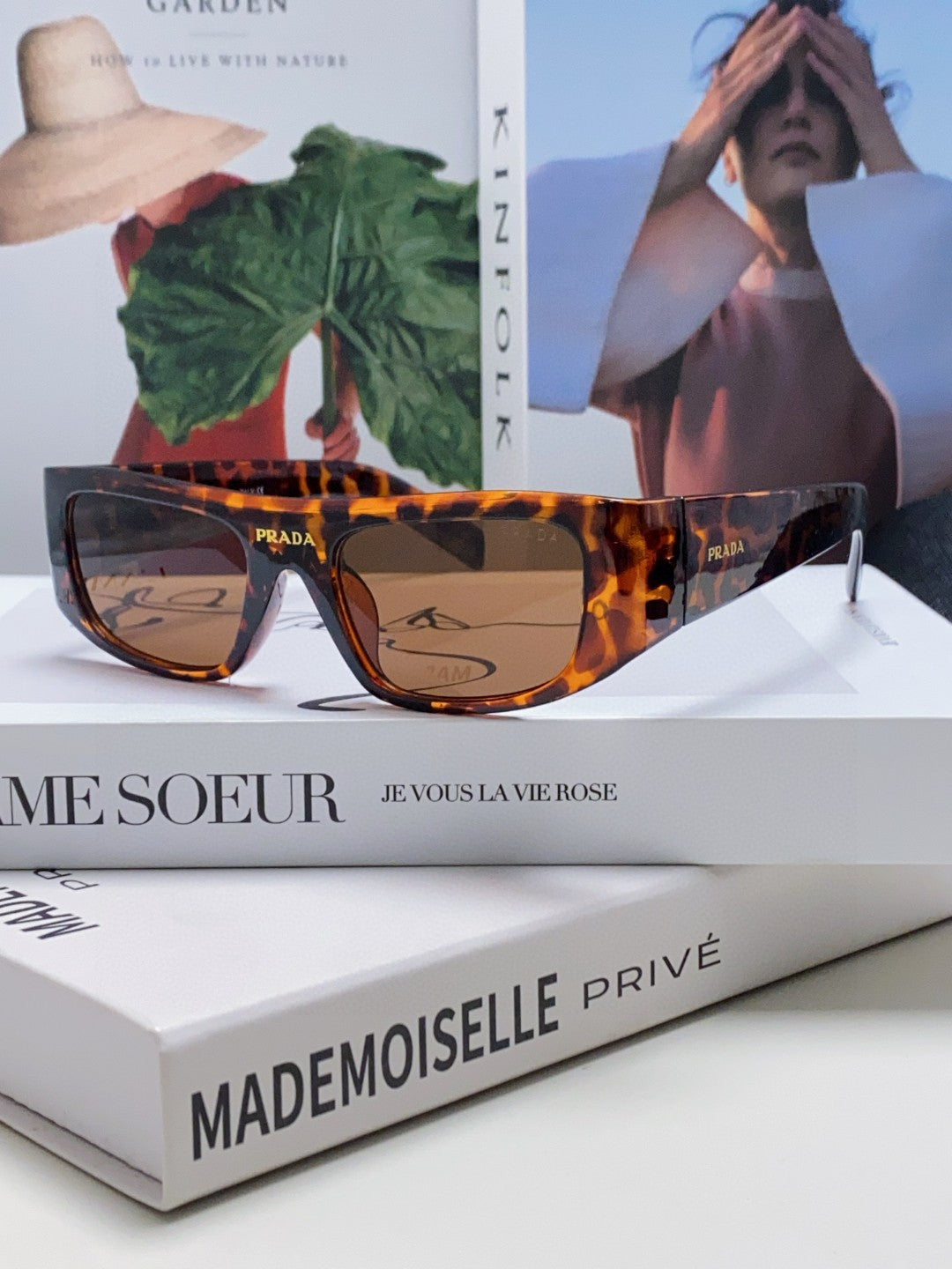 Prada Sunglasses 558299