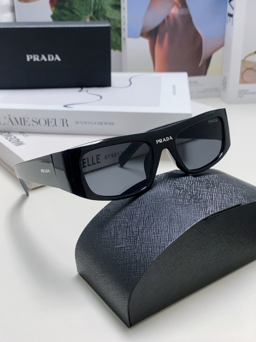 Prada Sunglasses 558299