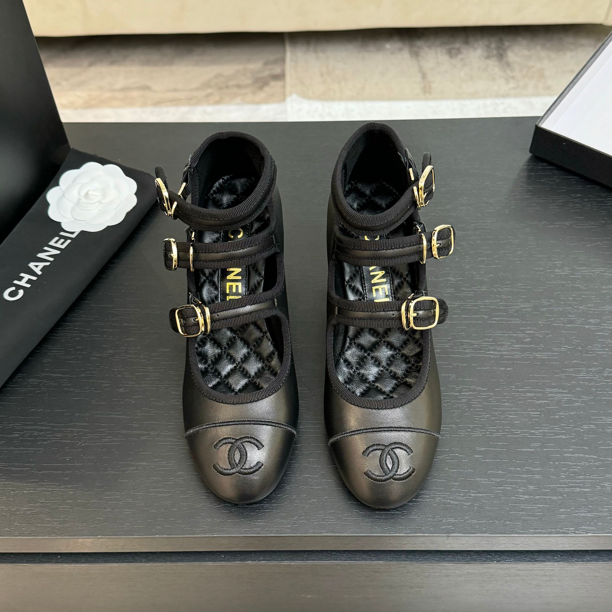 CC 25S Mary Jane 70mm Triple Strap Calfskin