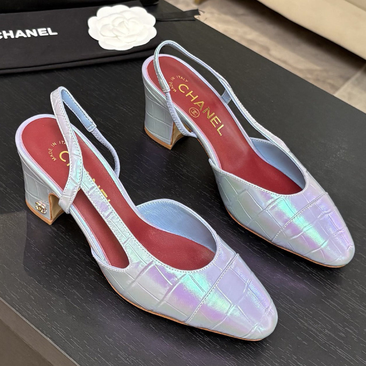 Chanel 2026 Two-Tone Shoe Cowhide 168113
