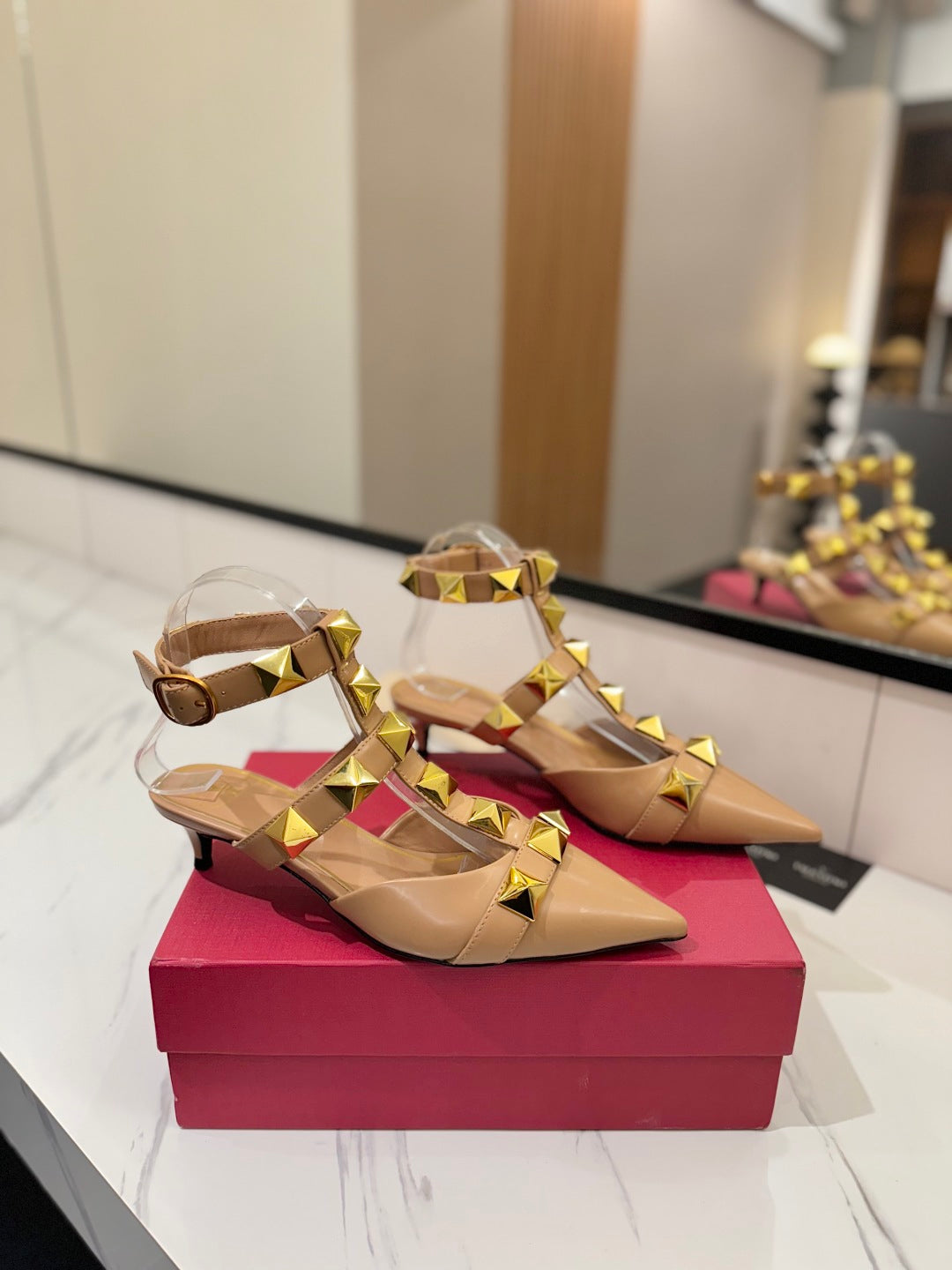 VT Rockstud Sandals 45mm Cowhide 351957