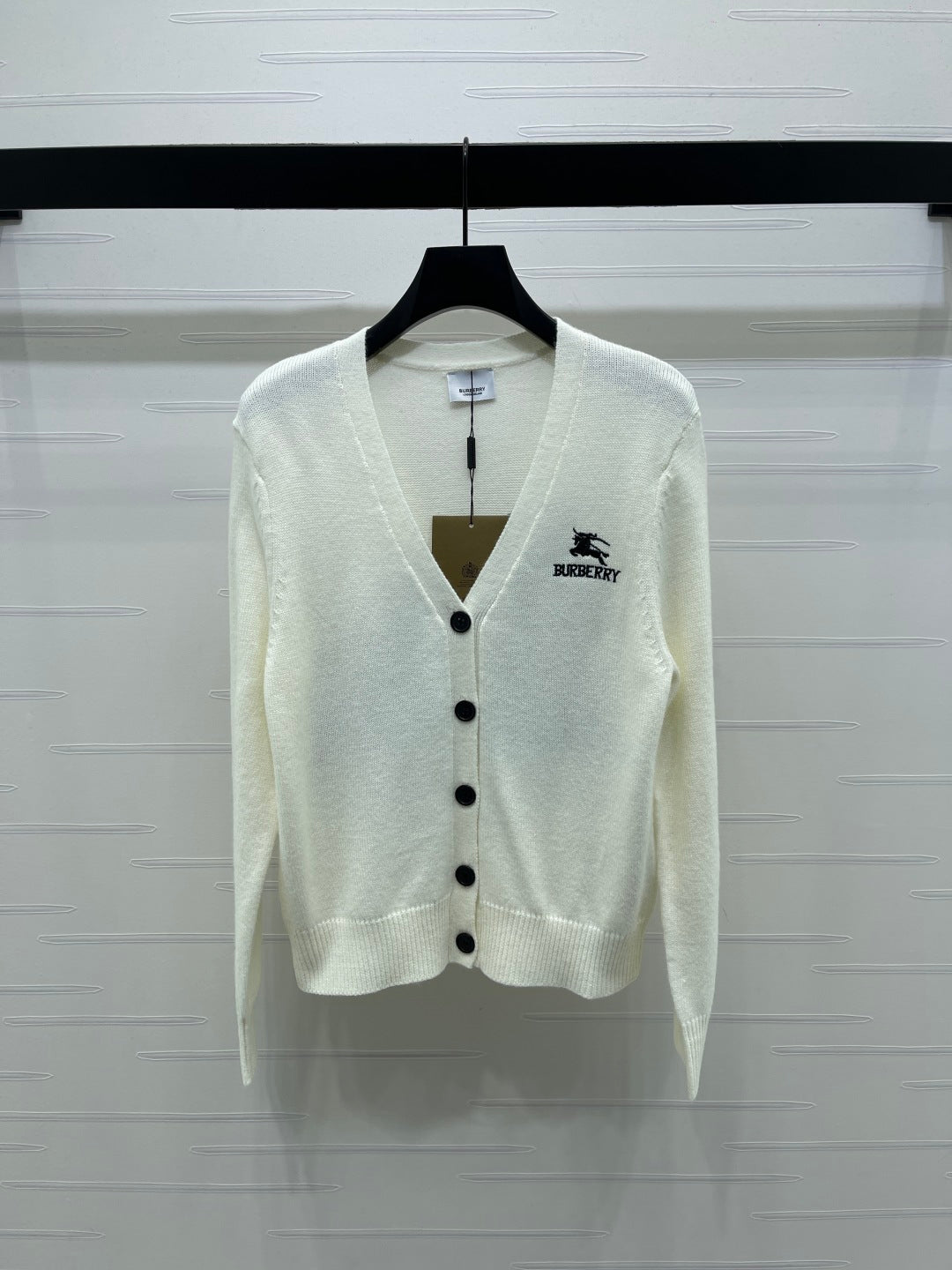 Burberry 25 V-neck Long-sleeved Cardigan Wool