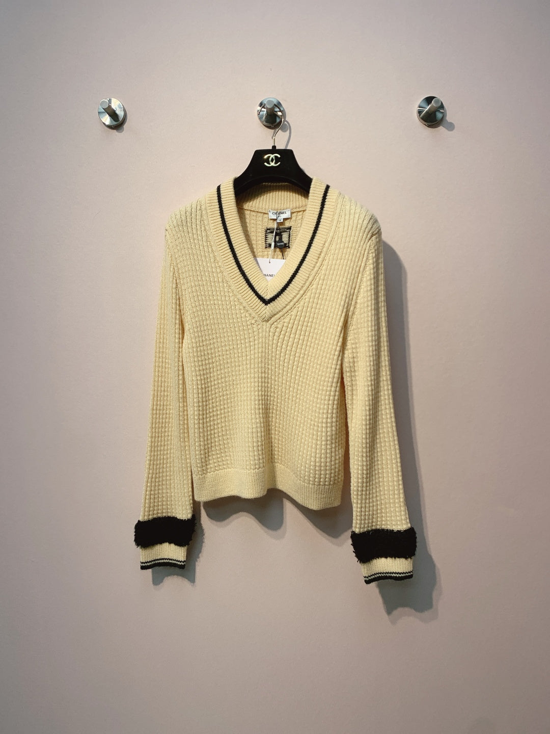 Chanel 25 V-neck Sweater Wool 317939