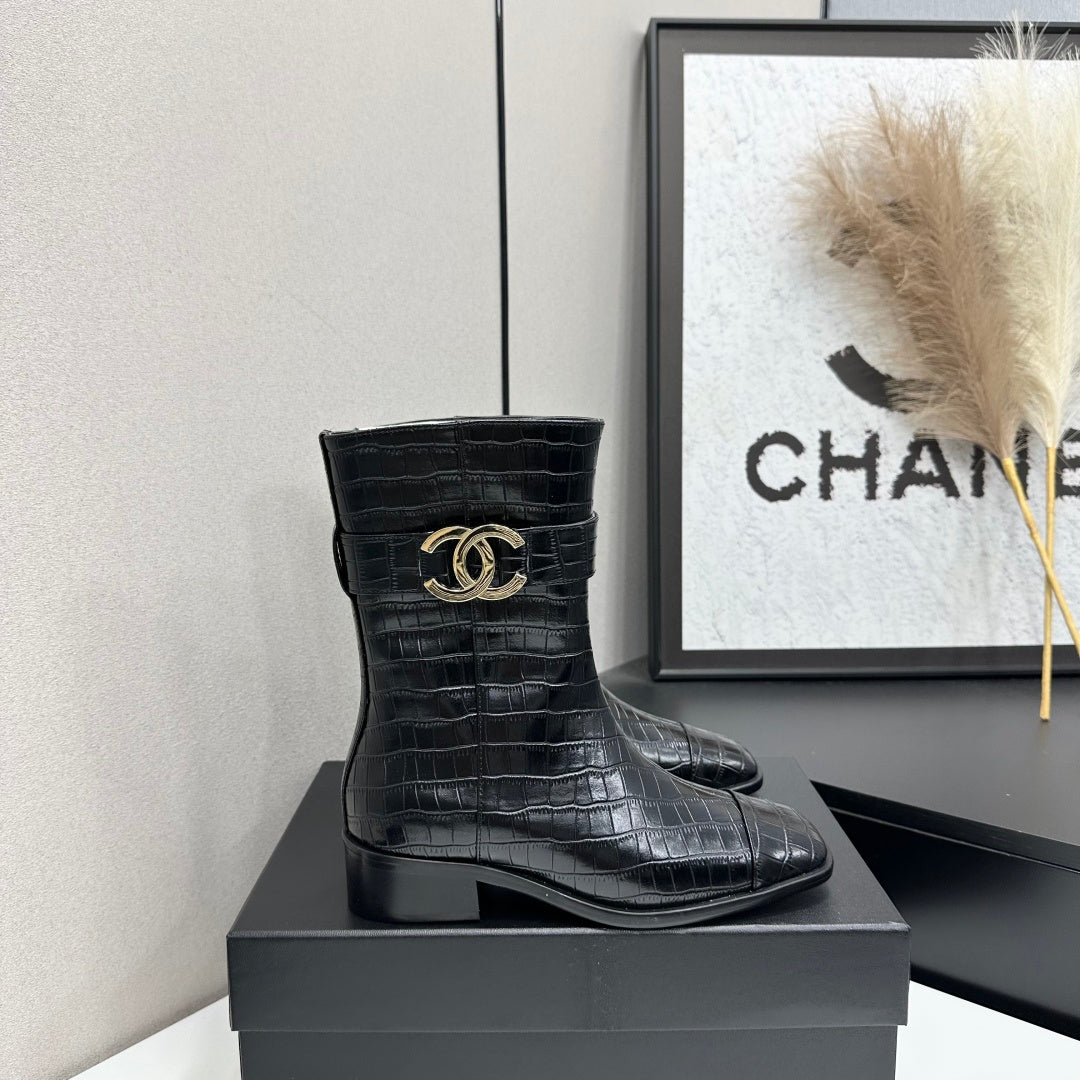 Chanel 2026 Metiers D'art Boots 45mm Suede Cowhide 986193